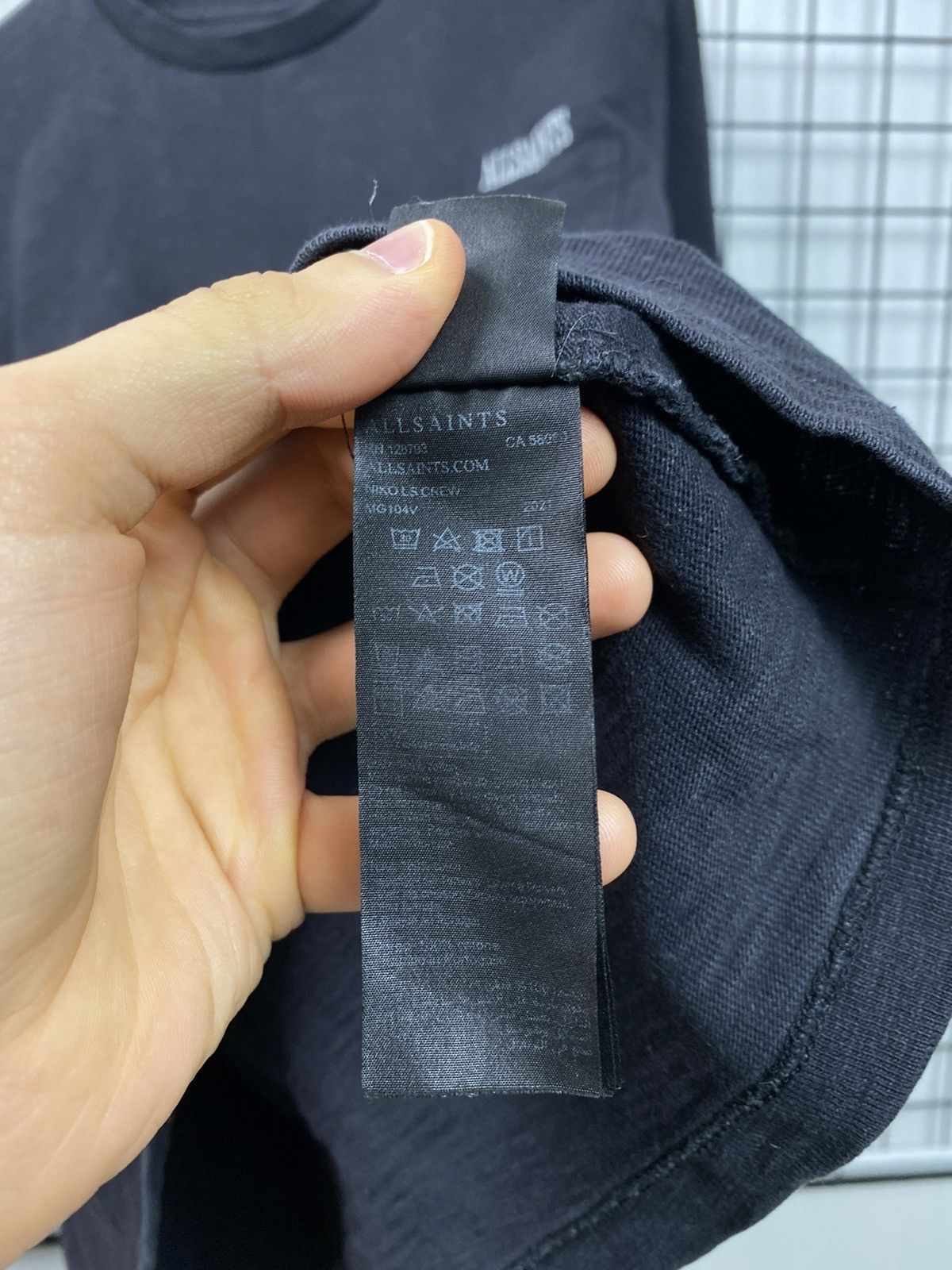Allsaints AllSaints luxury streetwear overprinted longsleeve shirt Men Size US L / EU 52-54 / 3 - 9 Thumbnail