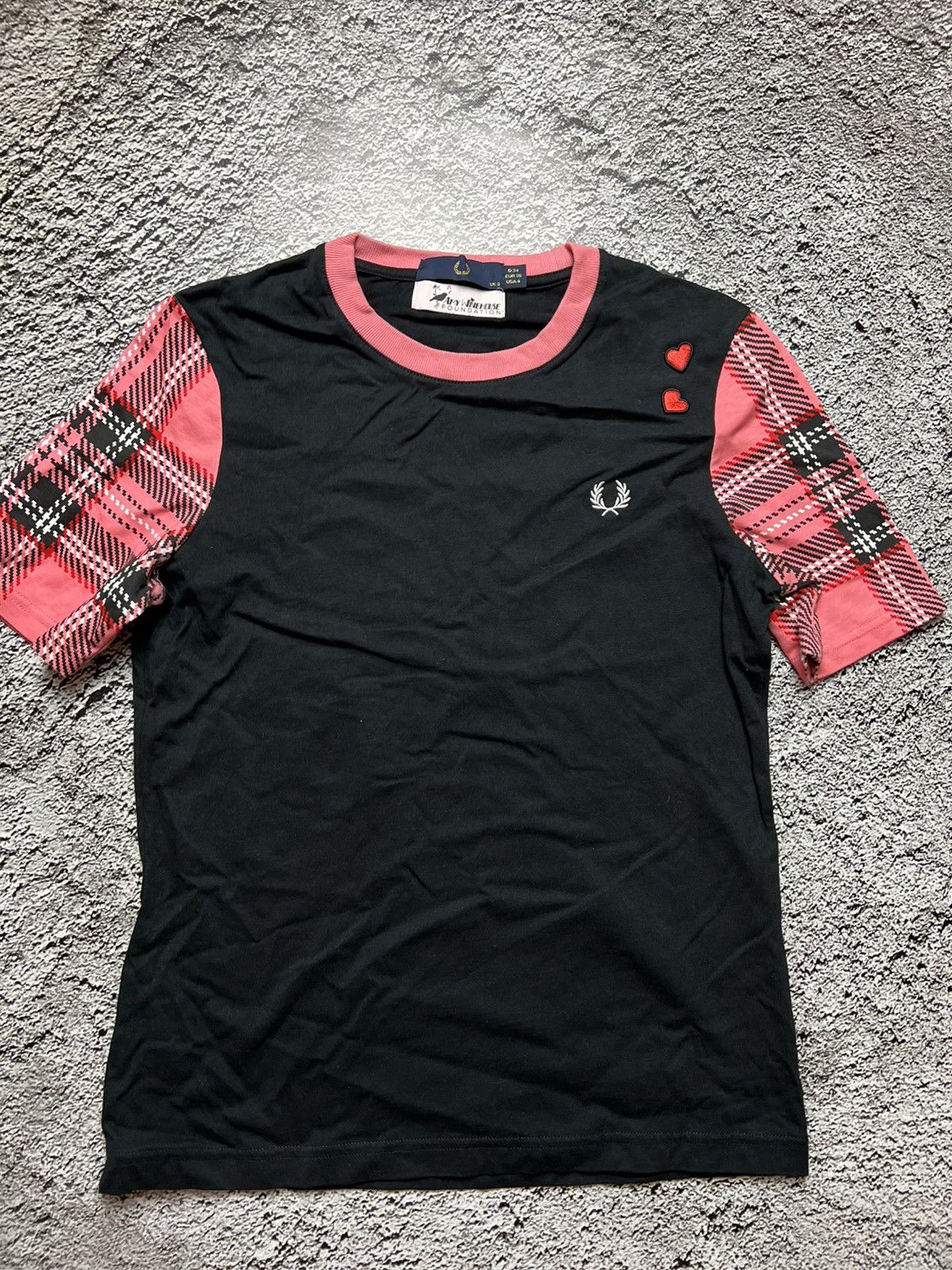Fred Perry Fred Perry x Amy Winehouse ska punk tee size uk8 Size S / US 4 / IT 40 - 1 Thumbnail