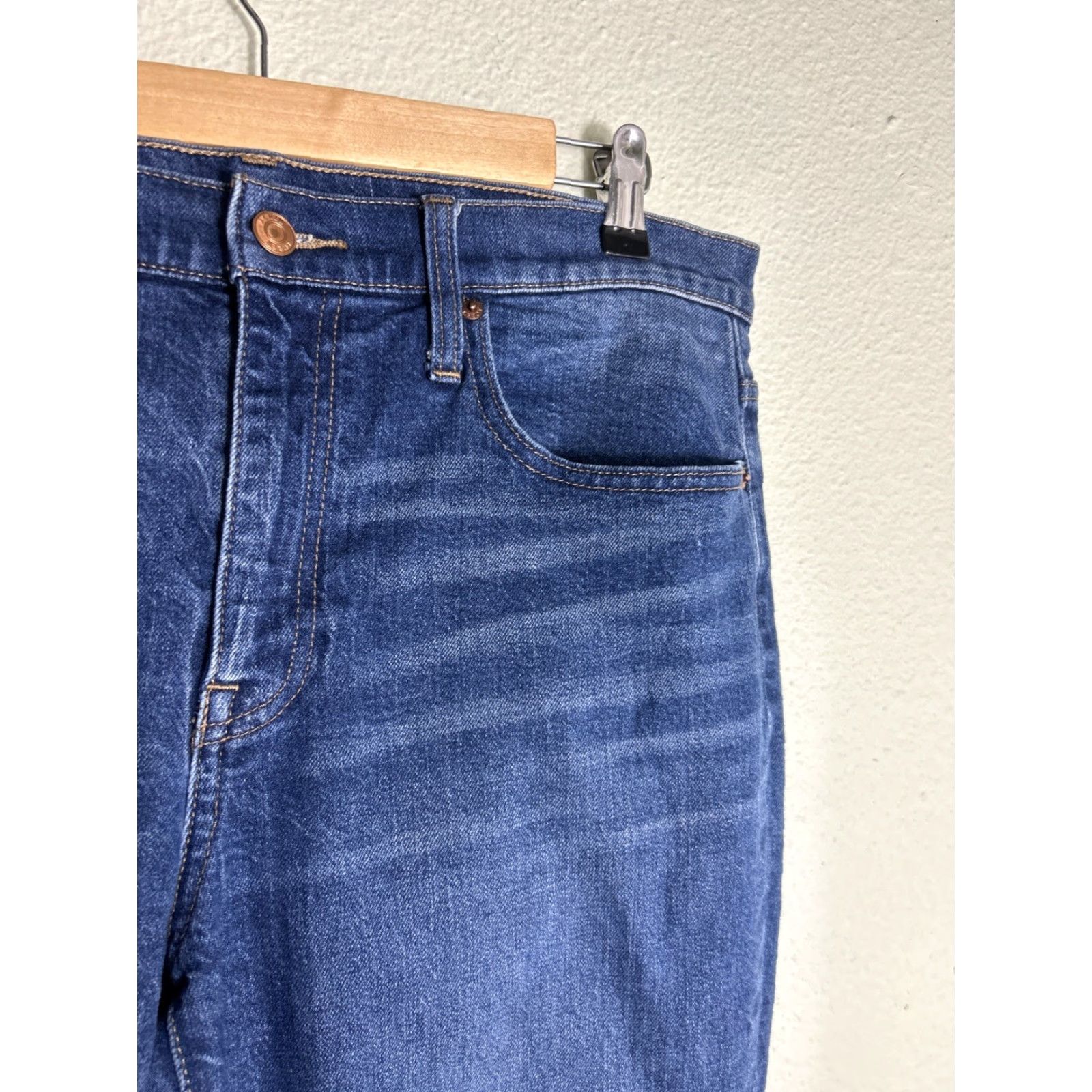 J.Crew J. Crew Jeans Slim Boyfriend Denim Stretch Womens Blue 30x28 Distressed AT848 Size 30" / US 8 / IT 44 - 5 Thumbnail