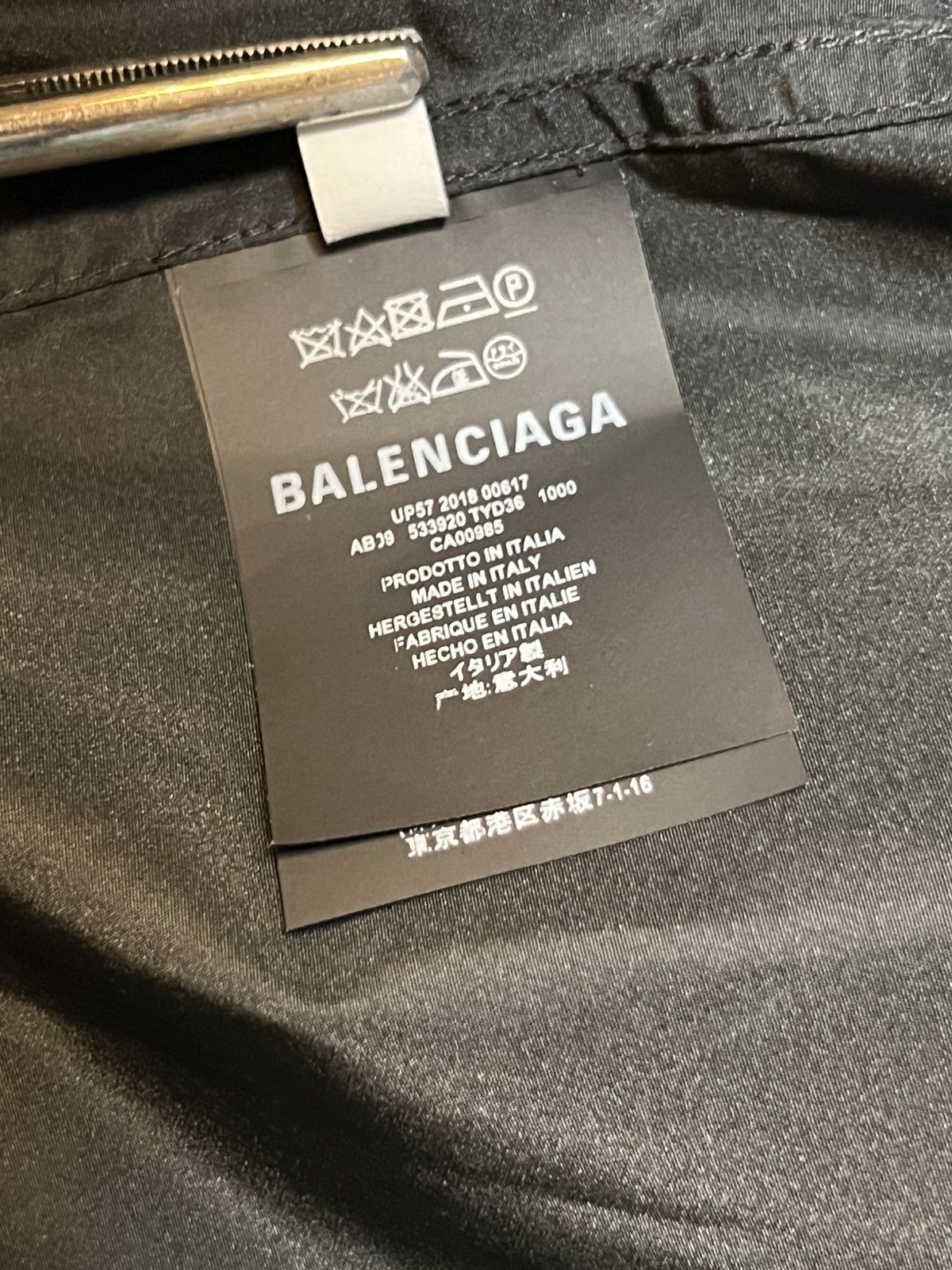 Balenciaga Balenciaga Political Logo jacket Size US S / EU 44-46 / 1 - 10 Thumbnail