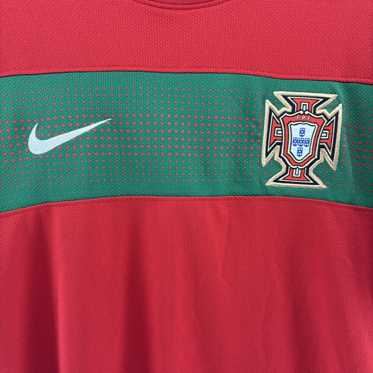 Nike × Vintage Portugal 2010 Home Nike Soccer Football Jersey Shirt Kit Size US M / EU 48-50 / 2 - 3 Thumbnail