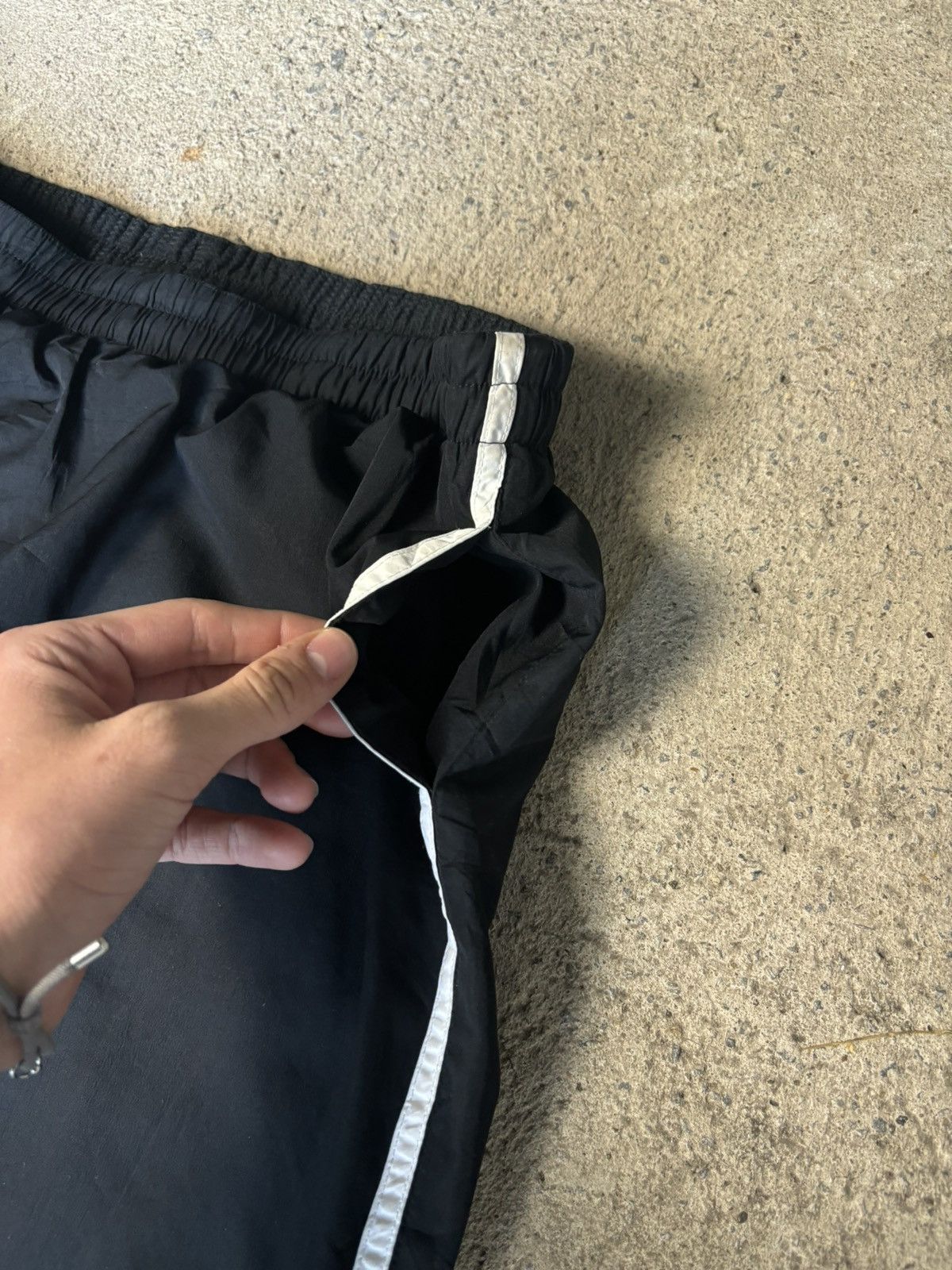 Nike × Vintage Nike Vintage y2k Trackpants Mini swoosh ⭐️RARE⭐️ black L Size US 32 / EU 48 - 6 Thumbnail