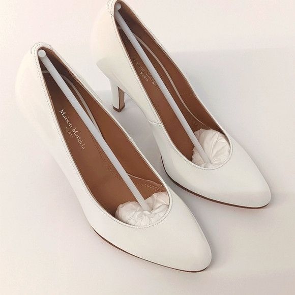 Maison Margiela Maison Margiela White Patent Leather Court Pumps -EU40 Size US 10 / IT 40 - 2 Thumbnail