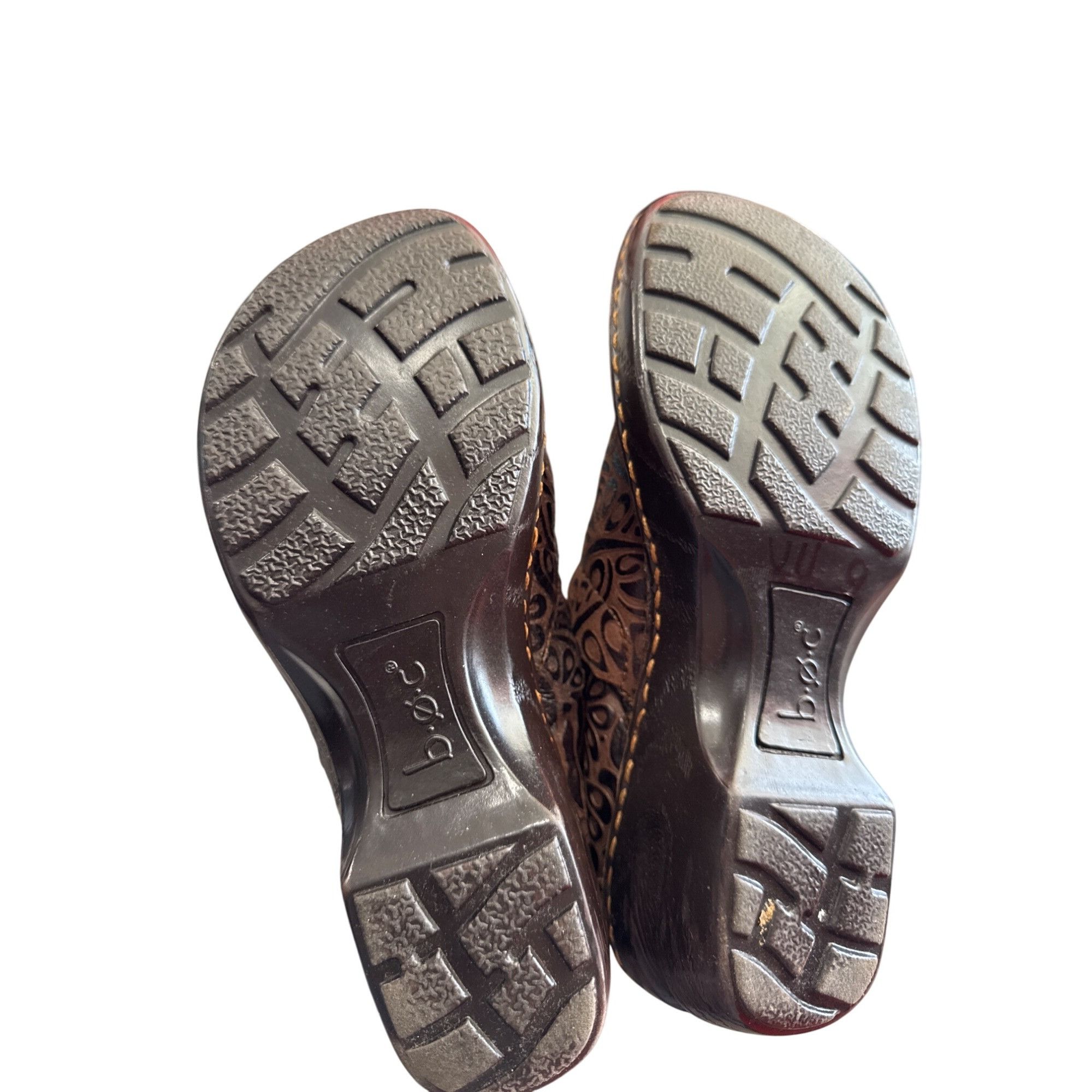 Born BOC womens leather Brown Embossed Slip-On Clogs mules size Size US 6 / IT 36 - 7 Thumbnail