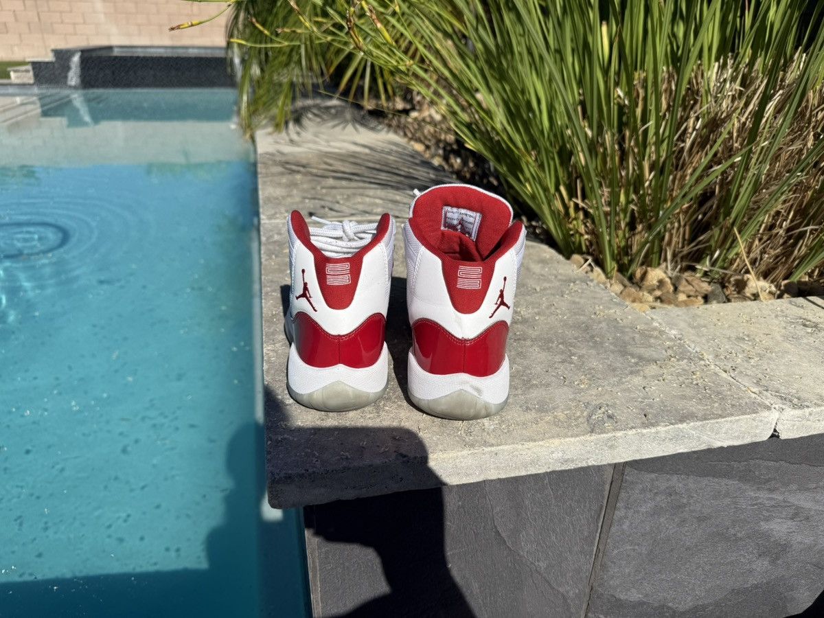 Jordan Brand Jordan 11 Cherry Red Retro Size US 6 / EU 39 - 4 Thumbnail