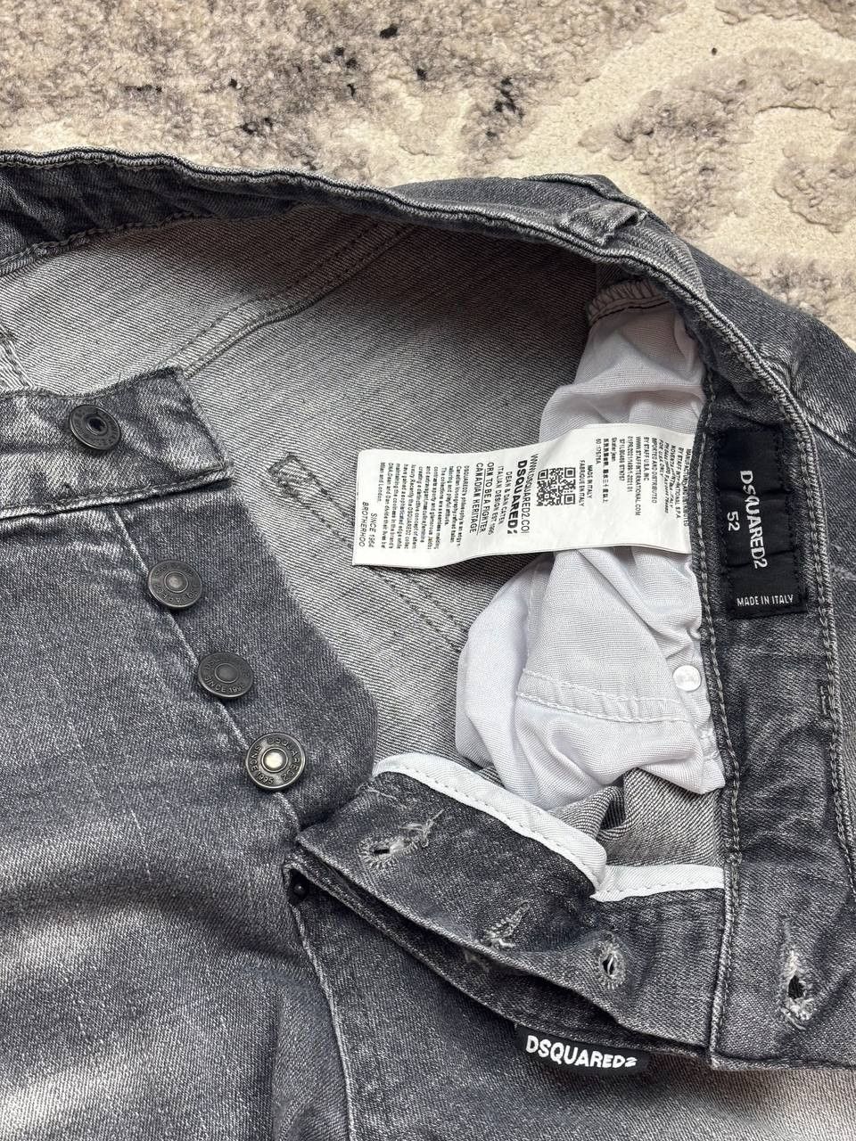 Dsquared2 DSQUARED2 Grey Denim Shorts - Size 52 (Good Condition) Size US 36 / EU 52 - 6 Thumbnail