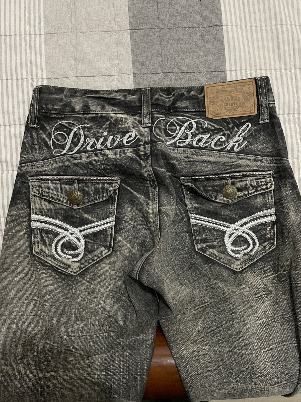 Japanese Brand Y2K Creation fadding denim y2k Size US 32 / EU 48 - 18 Thumbnail