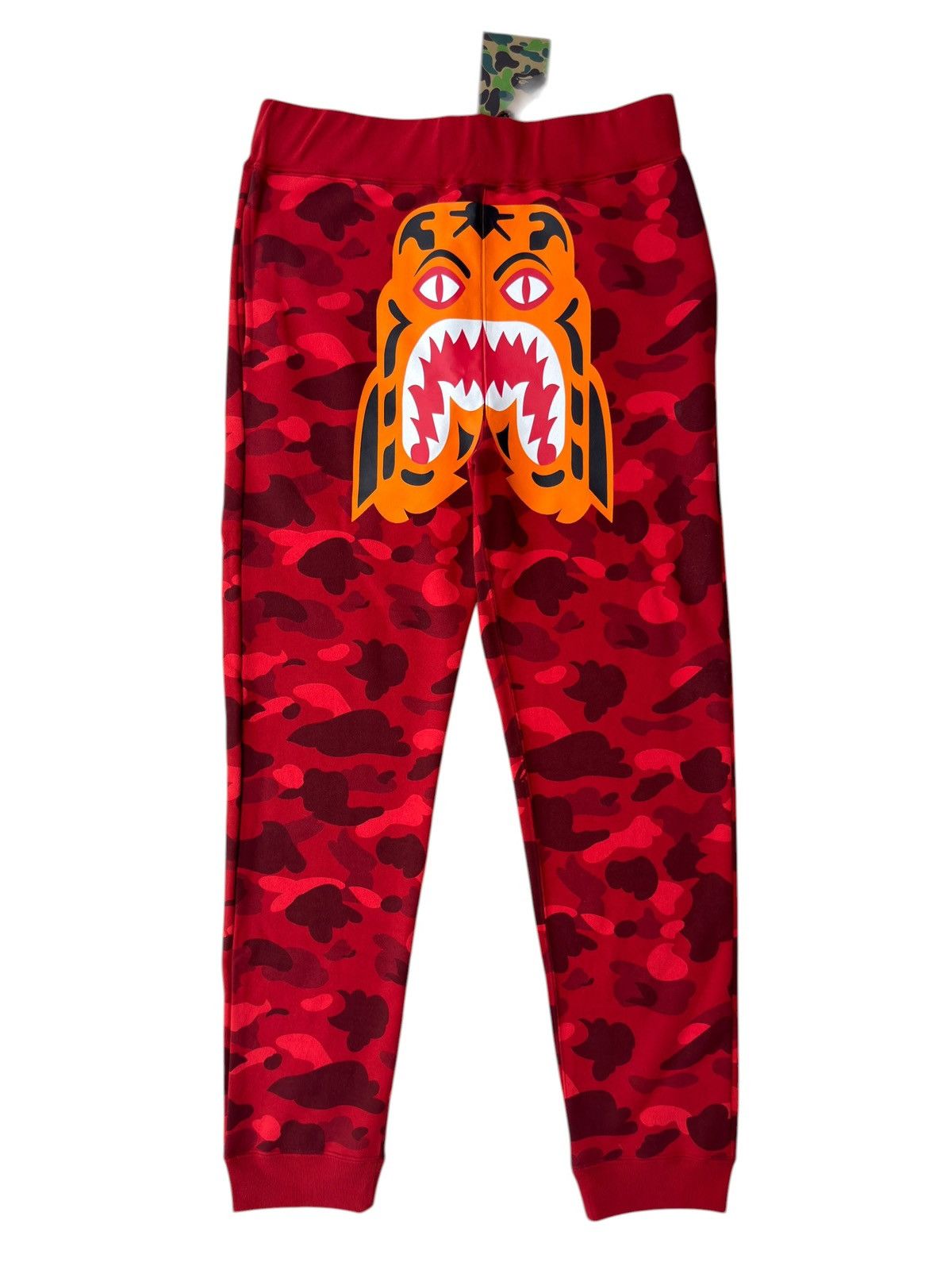 Bape BAPE Red Camo Tiger Shark Sweatpants Size US 34 / EU 50 - 1 Thumbnail