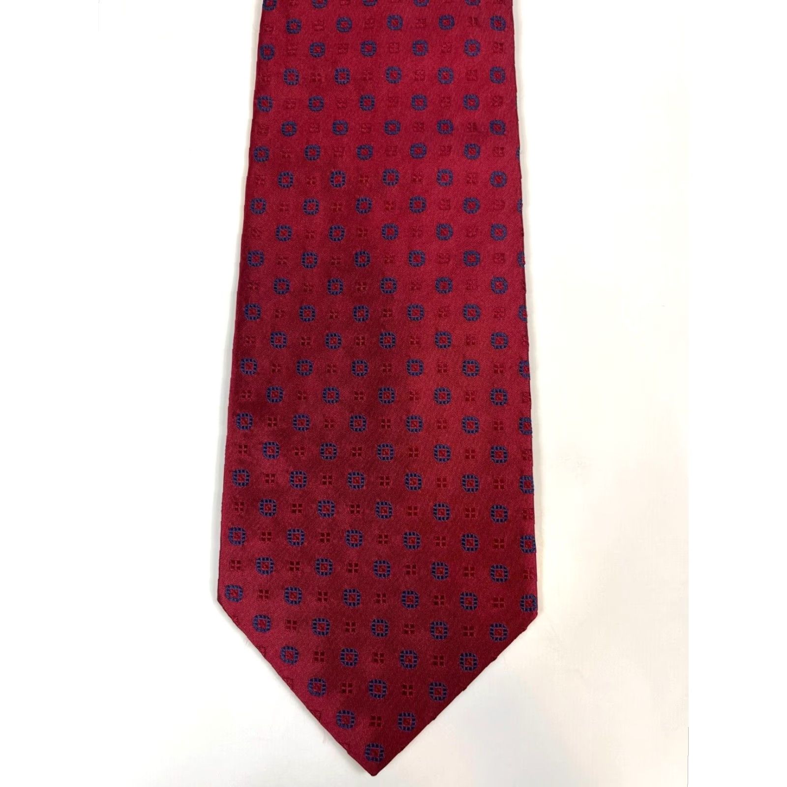 Brooks Brothers Brooks Brothers Silk Tie Geometric Foulard Handmade in Italy Men’s Red 59.75" 4" Width Classic Length Designer Tie N/A Womens Mens? (Gender at end) Size ONE SIZE - 4 Thumbnail