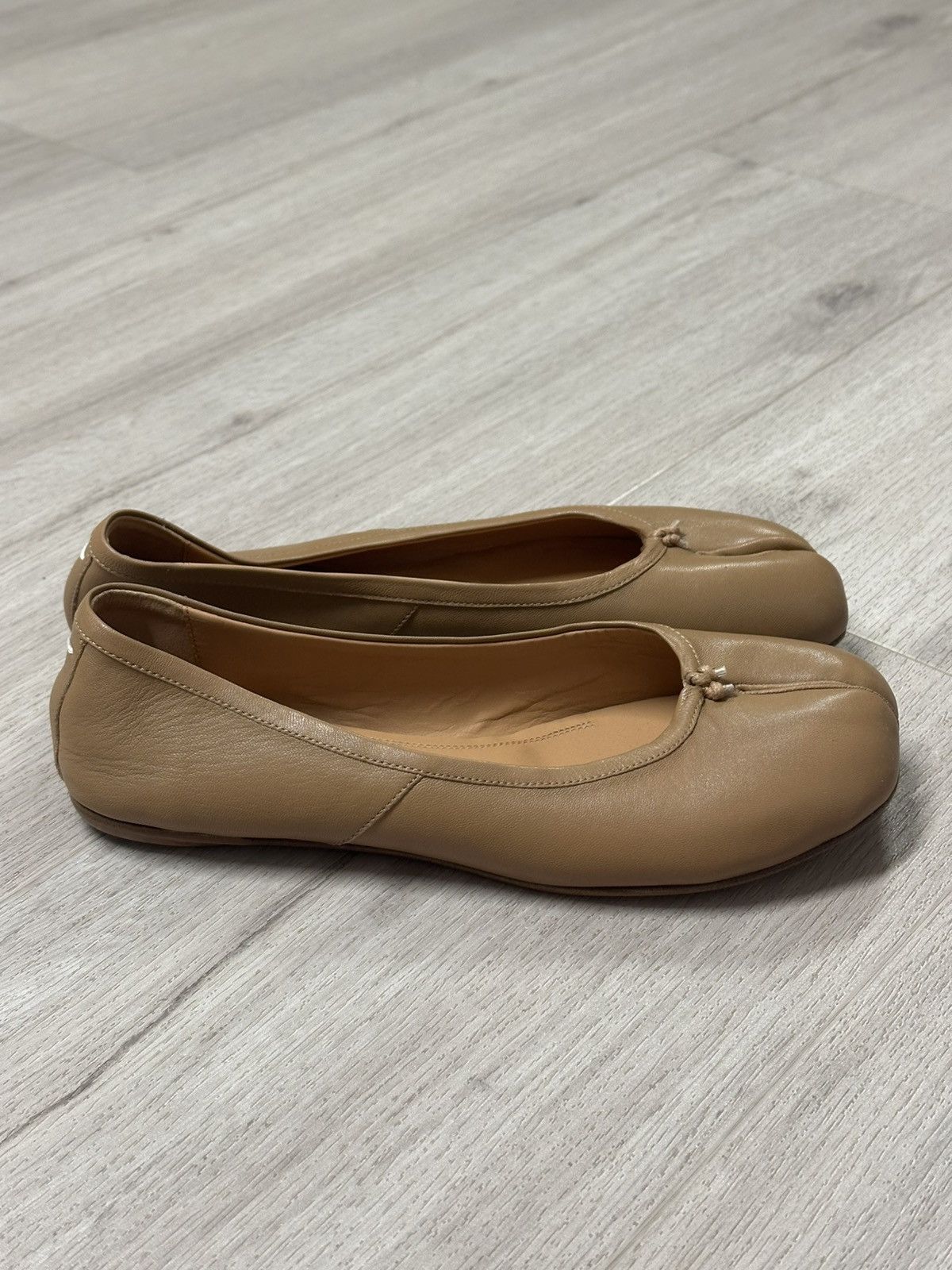 Maison Margiela MAISON MARGIELA TABI FLATS Size US 10 / IT 40 - 2 Thumbnail