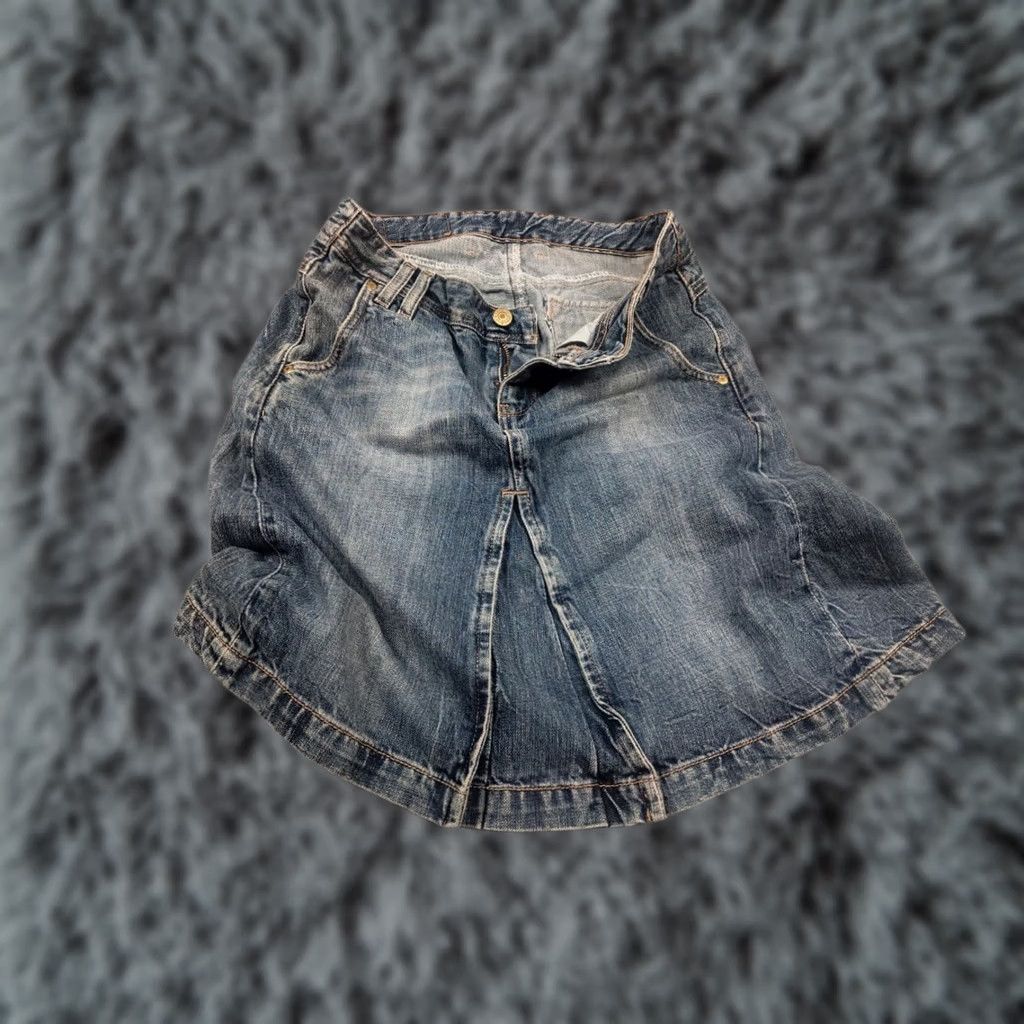 Levi's VINTAGE Levi's Y2K Style High-Rise A-Line Deconstructed Denim Blue Skirt Ladies XS Size 28" / US 6 / IT 42 - 1 Thumbnail