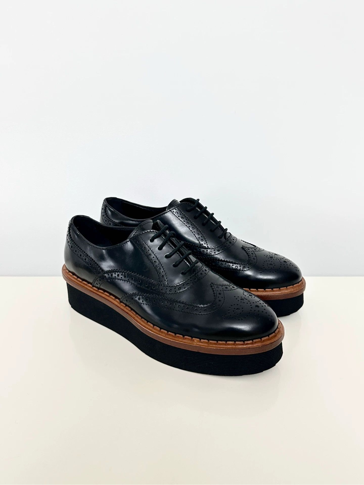 Tod's Tod's Women's Leather Brogue Loafer Black Size US 6 / IT 36 - 3 Thumbnail