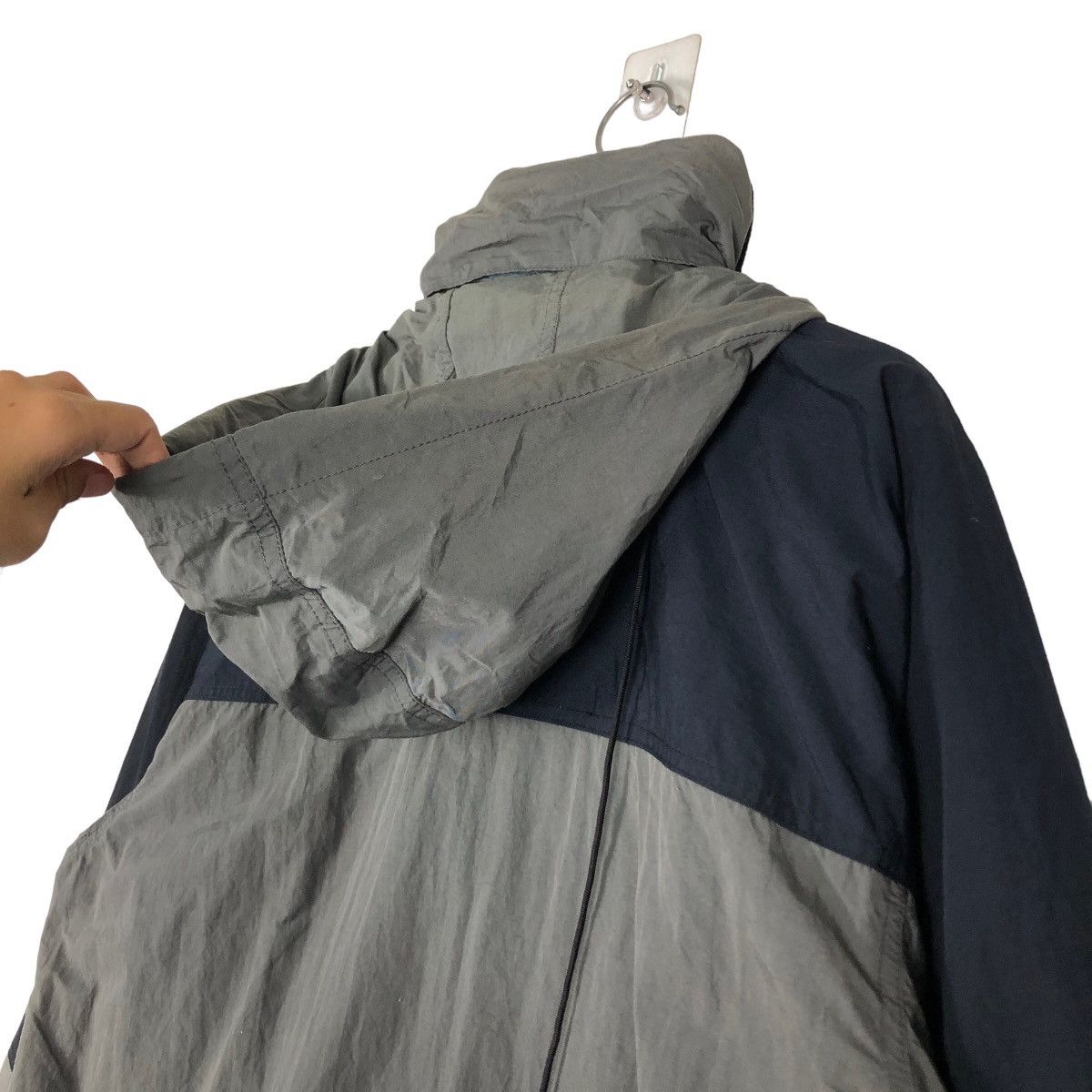 Japanese Brand 🔥Vtg Windbreaker Jacket Single Layer Lucky Strike Racing Size US L / EU 52-54 / 3 - 9 Thumbnail