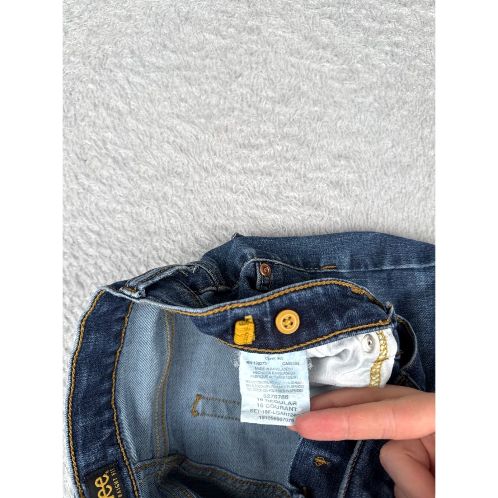 Lee Lee Jeans Womens Jeans 16 Blue Denim Straight Low Rise 28x28 Cotton Blend 5-Pocket Design Regular Vintage? No Size 38" / US 16 / IT 52 - 7 Thumbnail