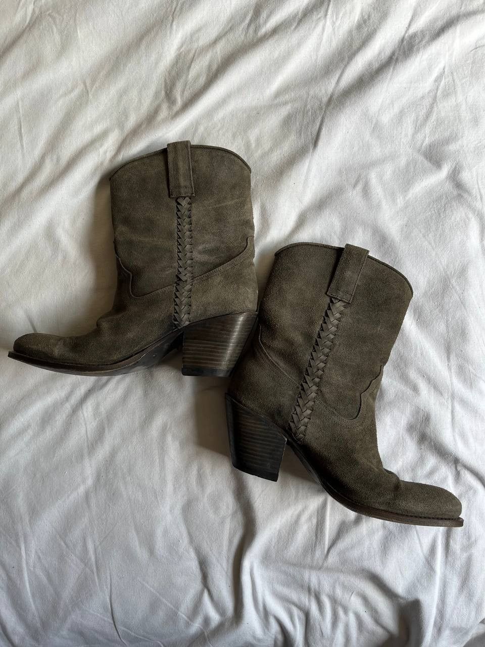 Sendra Sendra gray suede vintage above ankle cossacks biker boots Size US 9 / IT 39 - 2 Thumbnail