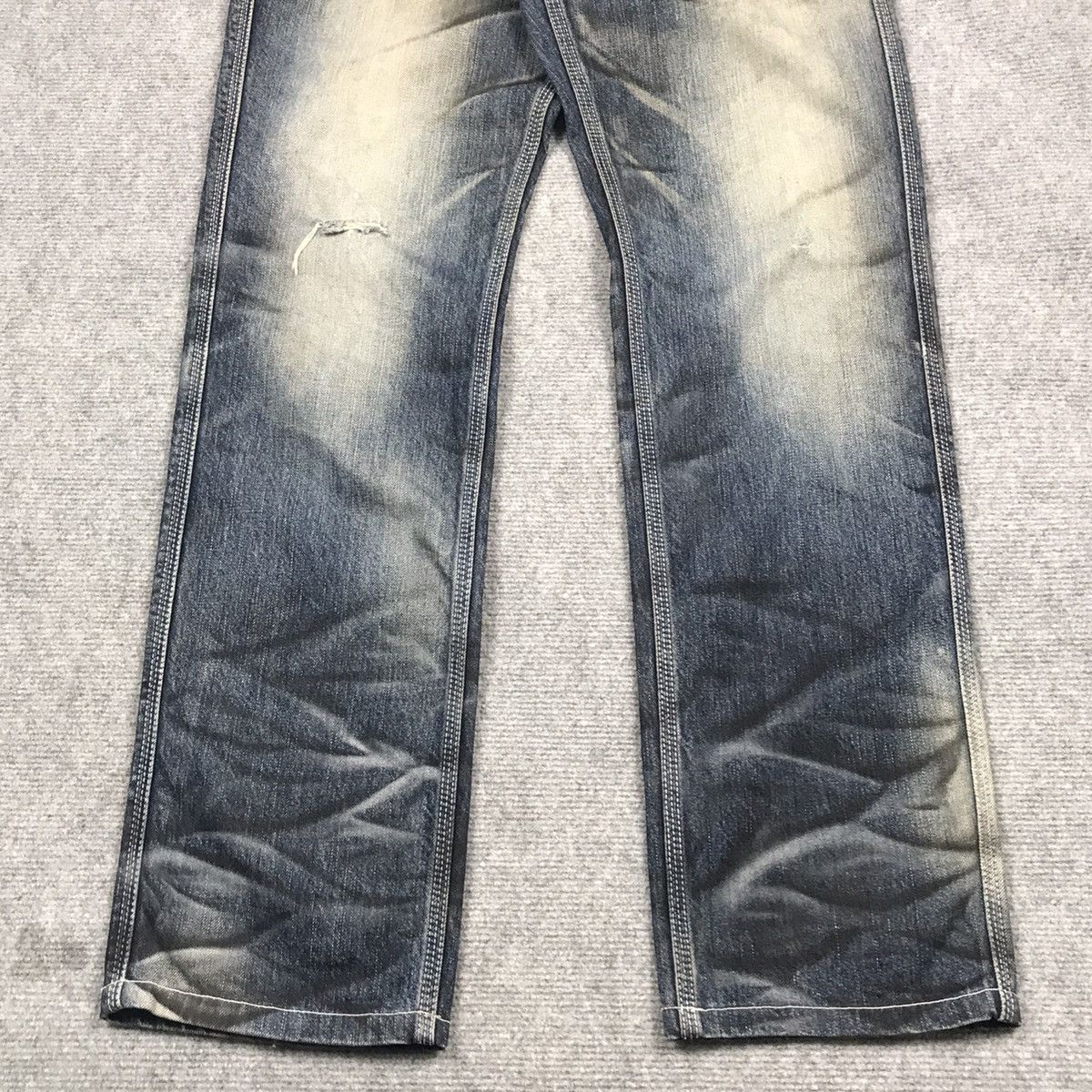 Japanese Brand × Le Grande Bleu (L.G.B.) BLUE WAY DRAK DENIM DISTRESSED DENIM PANTS Size US 32 / EU 48 - 2 Thumbnail