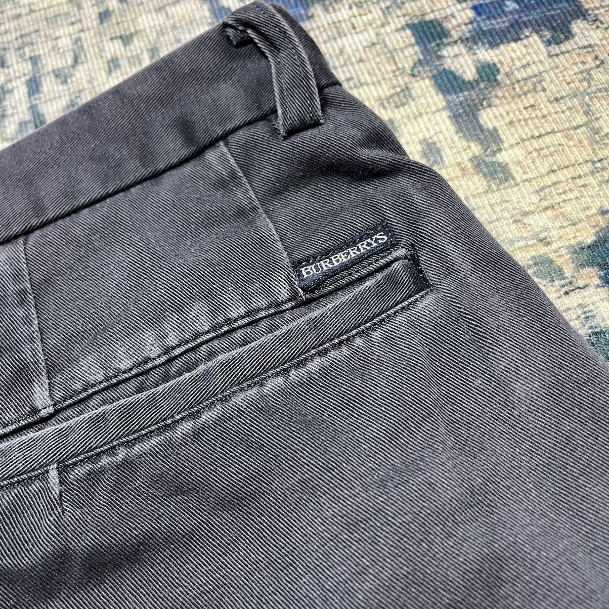 Burberry × Designer × Vintage ⚡️Vintage Burberrys Khakis Straight Cut Pants 90s Size US 32 / EU 48 - 19 Thumbnail
