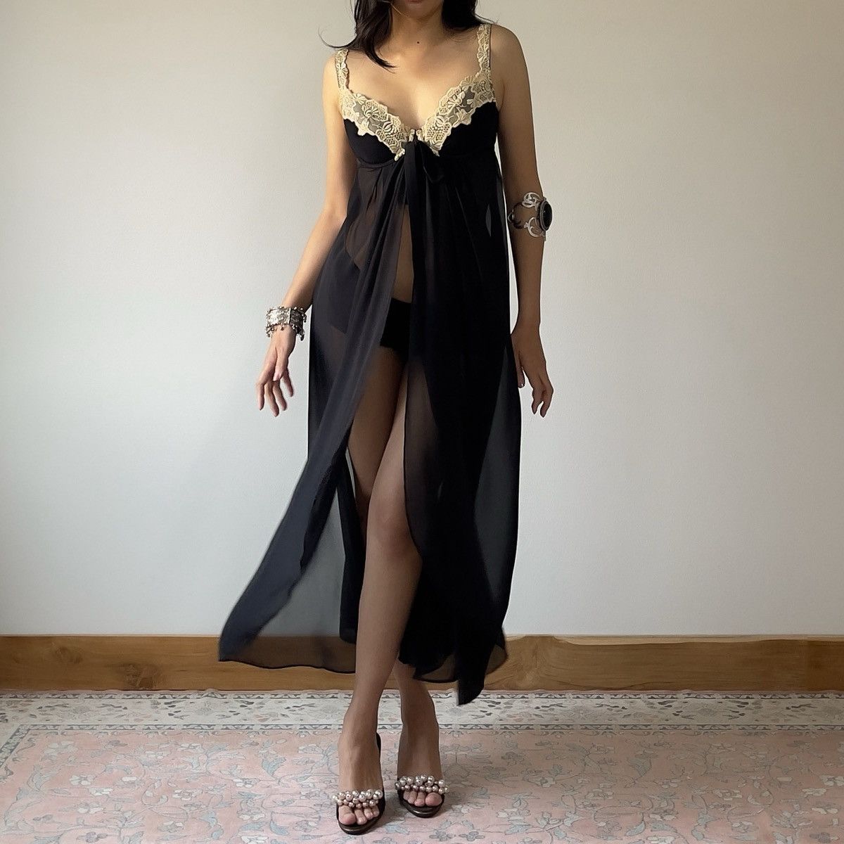 Victoria's Secret Victoria’s Secret 1990s Black Chiffon Lace Nightgown (S–M) Size M / US 6-8 / IT 42-44 - 2 Thumbnail