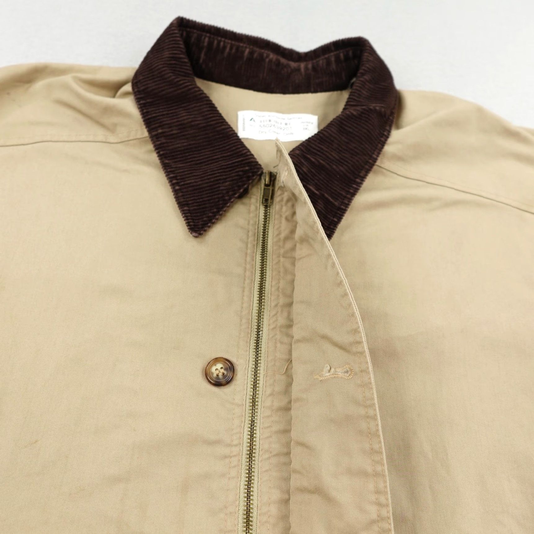 Disney VINTAGE Disney Jacket Cast Member Coat 3XL Tan Corduroy Collar Cotton Canvas Beige Men Zip Pockets 90s/Disney World Style Size US XXL / EU 58 / 5 - 2 Thumbnail