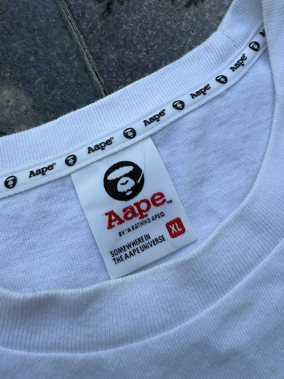 Aape AAPE UNIVERSE TSHIRT Size US XL / EU 56 / 4 - 11 Thumbnail