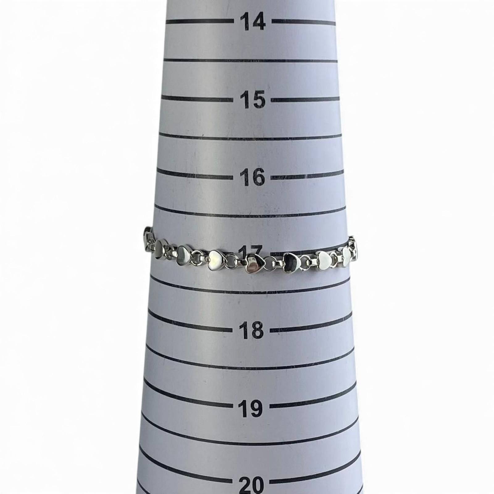 Tiffany & Co. Tiffany & Co. - Silver Heart Link Bracelet Size ONE SIZE - 2 Thumbnail