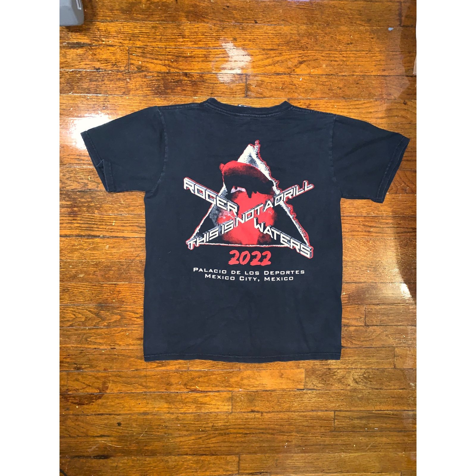 Other × Pink Floyd Pink Floyd Roger Waters 2022 Tour Tee Mexico City Piggy Bank Size US M / EU 48-50 / 2 - 9 Thumbnail