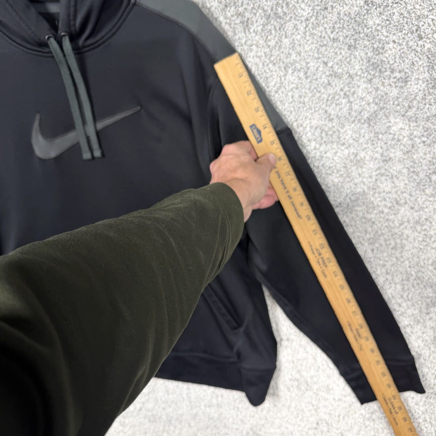 Nike Nike Therma-FIT Hoodie Mens Large Black Gray Pullover Fleece Swoosh Logo Gym Size US L / EU 52-54 / 3 - 3 Thumbnail