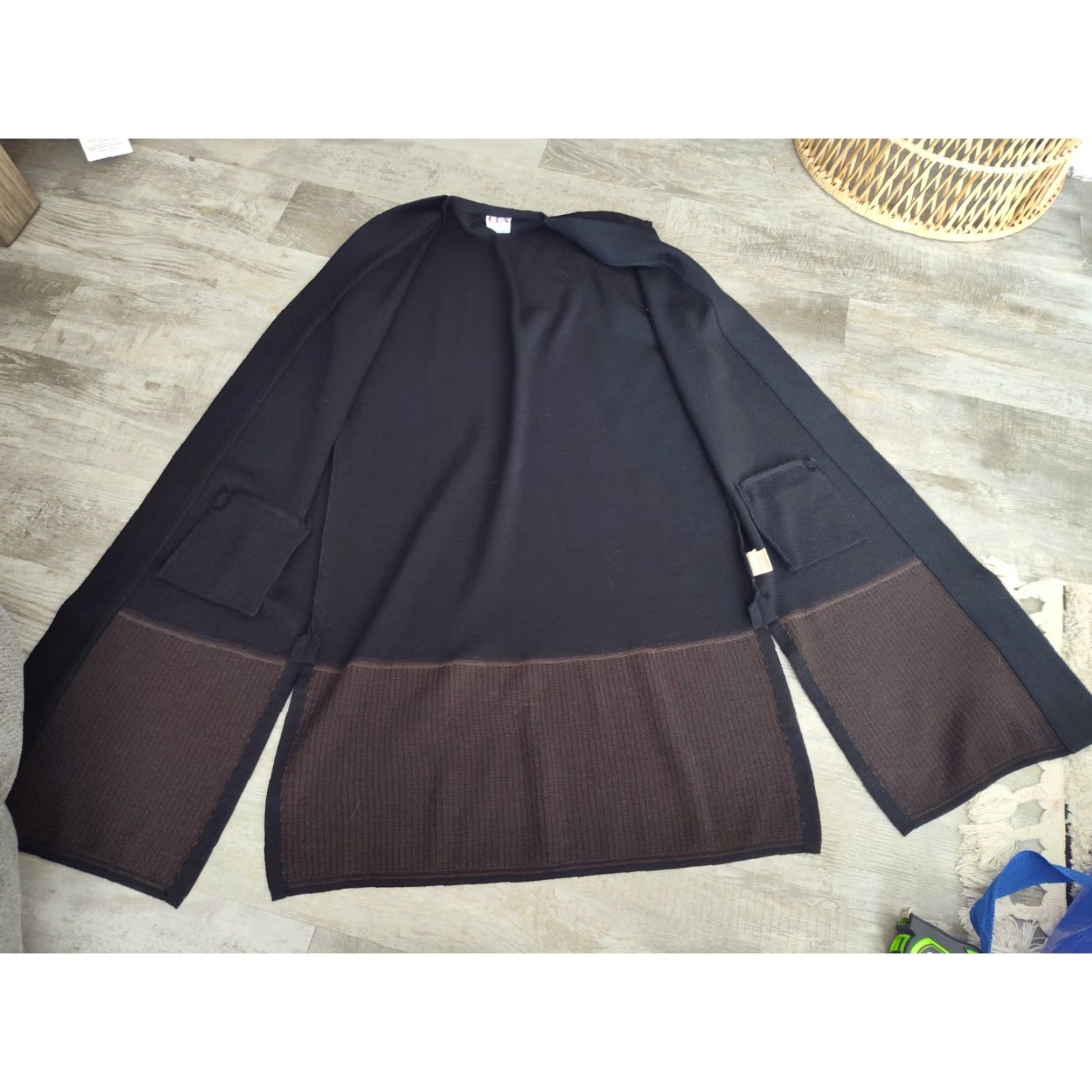 Dale Of Norway VINTAGE Oda of Norway Women’s Sleeveless Cardigan Knit Wool Geometric M Black Brown Norwegian Outdoor Casual Fall Winter Size M / US 6-8 / IT 42-44 - 3 Thumbnail