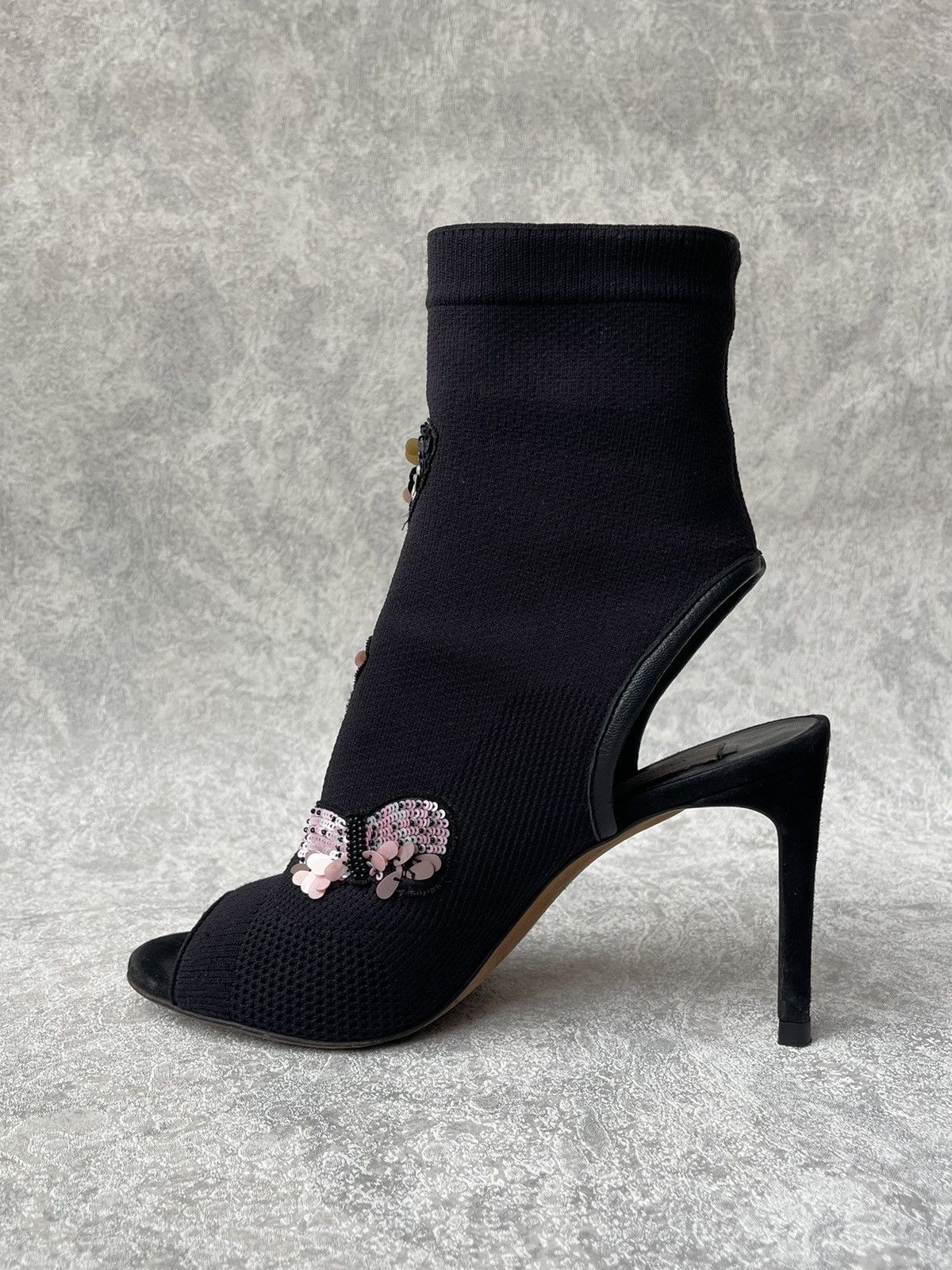 Valentino Valentino Garavani Butterfly Knit Ankle Boots Size 36 US 6 Size US 6 / IT 36 - 11 Thumbnail