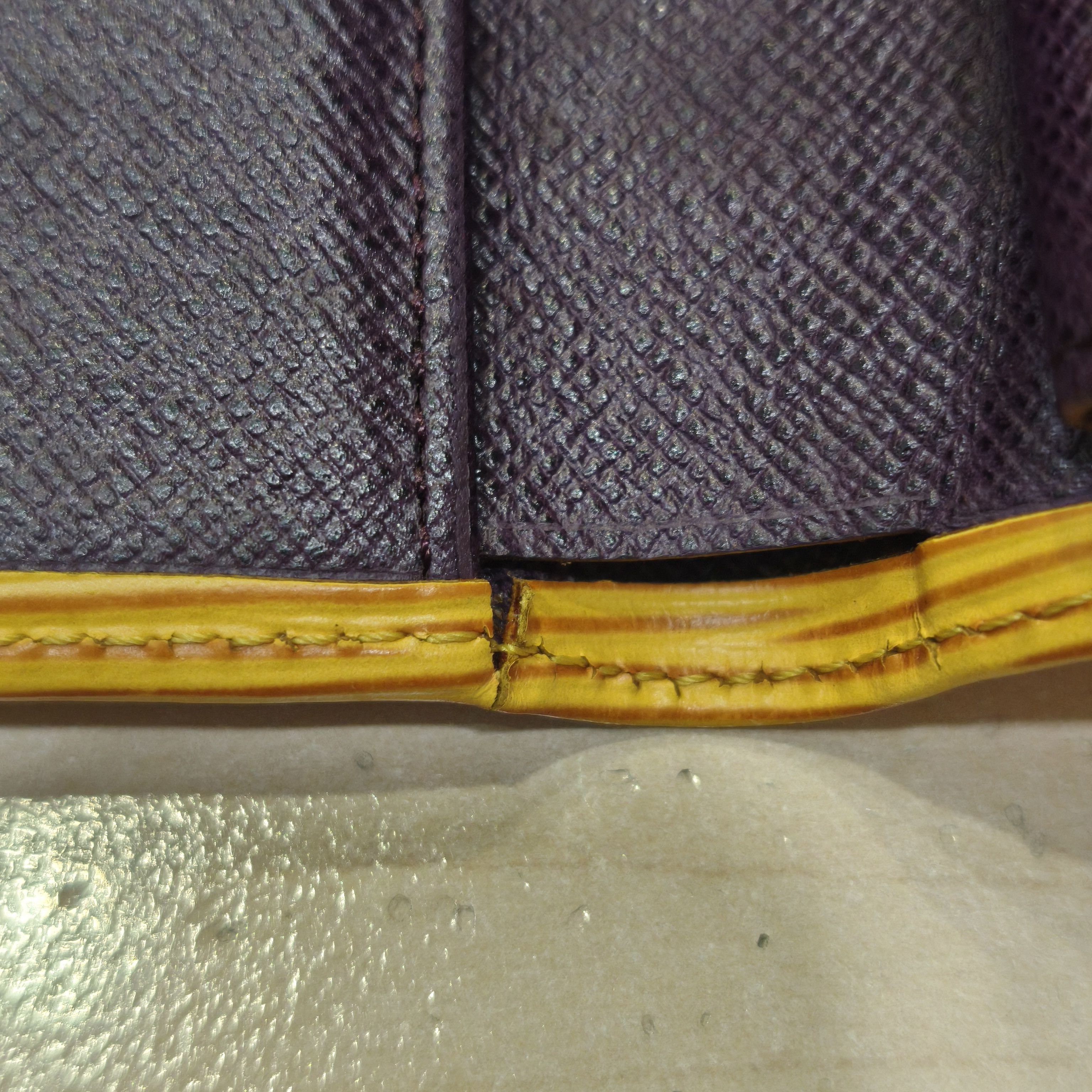 Louis Vuitton Louis Vuitton Leather Wallet Yellow Size ONE SIZE - 9 Thumbnail