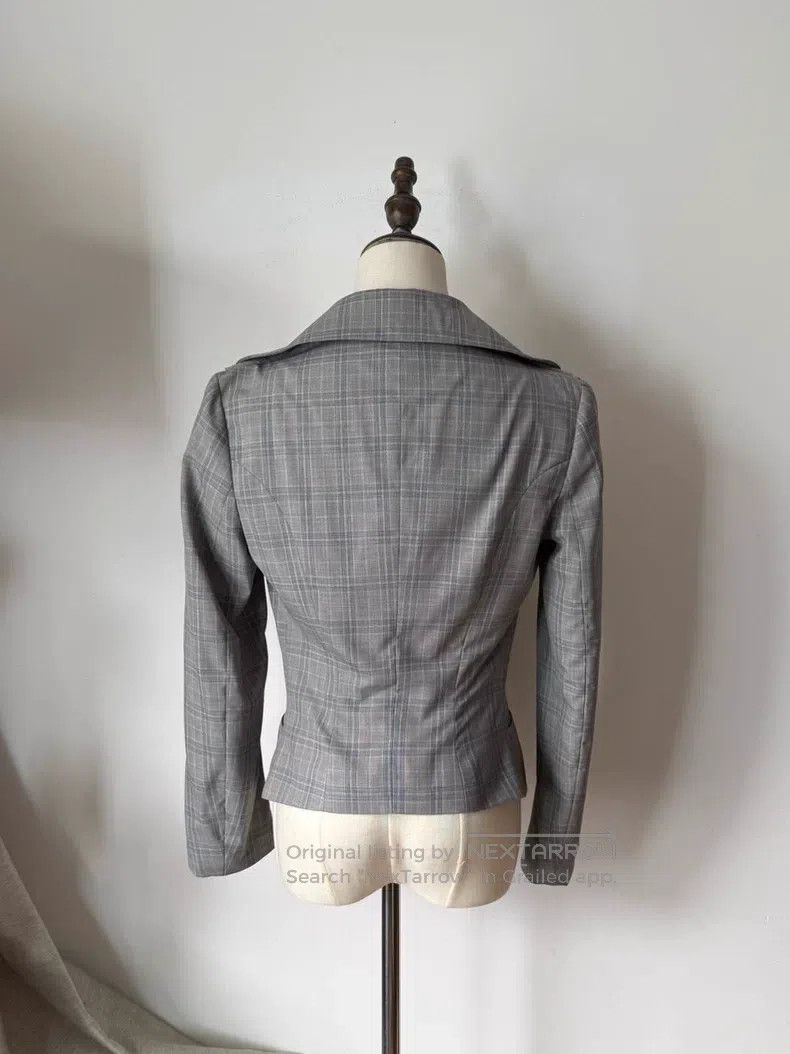 Vivienne Westwood Vivienne Westwood Vintage Gray Plaid Heart Neckline Blazer Size S / US 4 / IT 40 - 3 Thumbnail