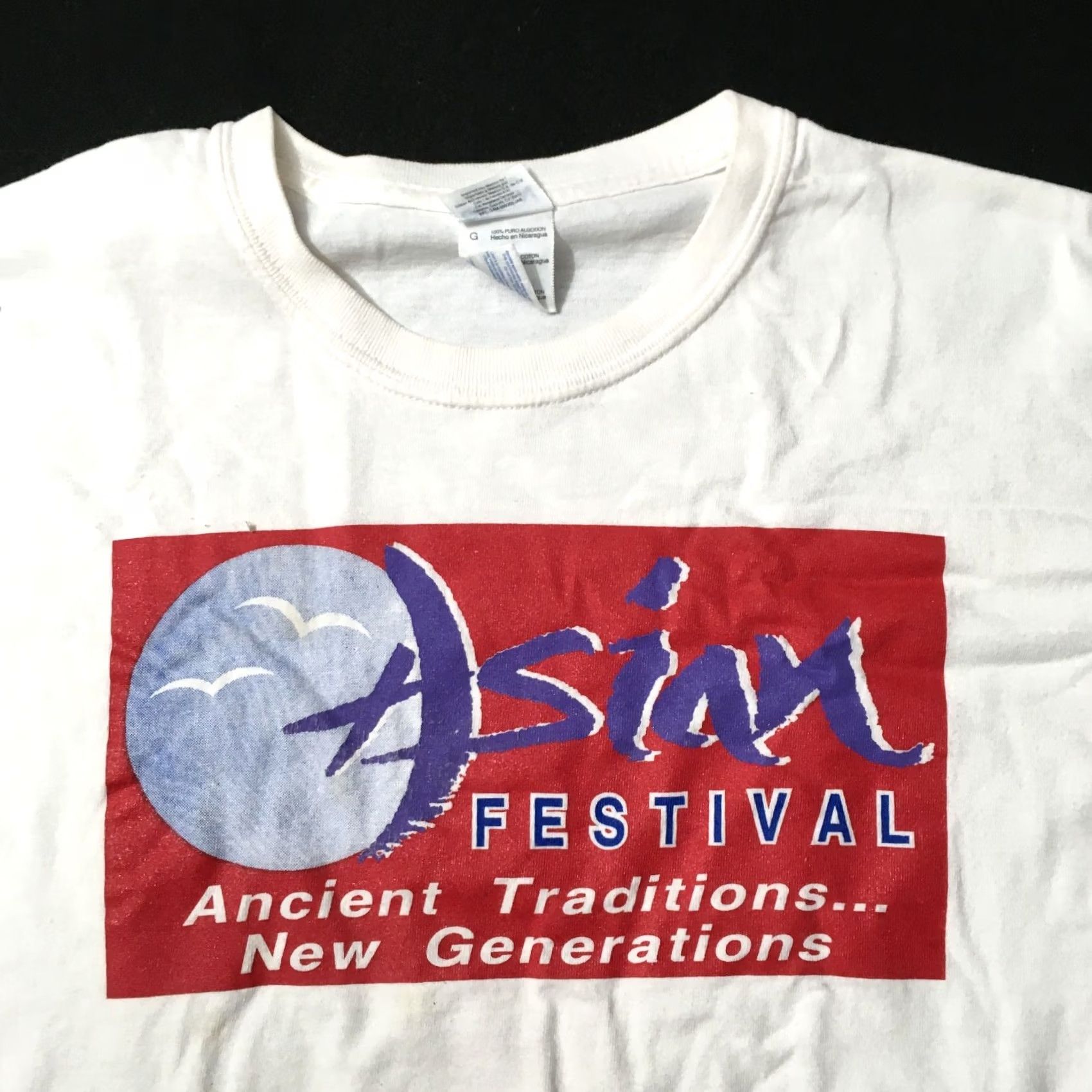 Gildan Asian American Festival T-Shirt Mens LARGE White Cotton Front Chest Design 90s Vintage Shirt Size US L / EU 52-54 / 3 - 2 Thumbnail