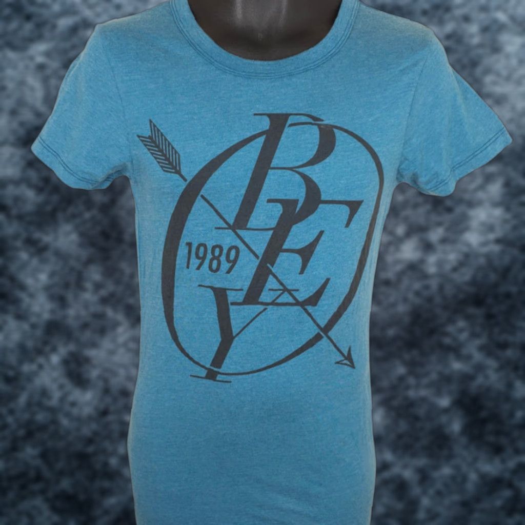 Obey Obey Shirt Womens Size Small Blue Arrow Made In USA Size S / US 4 / IT 40 - 1 Thumbnail