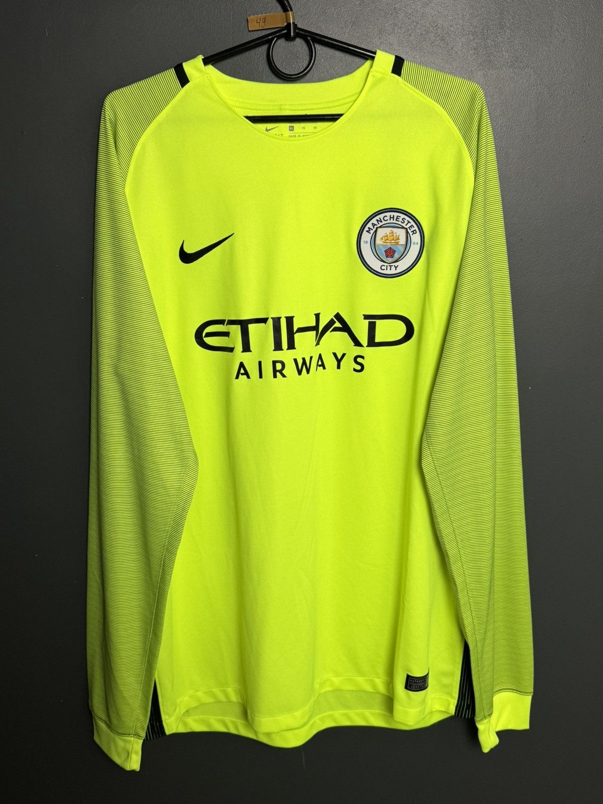 Nike Manchester City 16/17 Goalkeeper Football Long Sleeve Jersey Size US XL / EU 56 / 4 - 1 Thumbnail