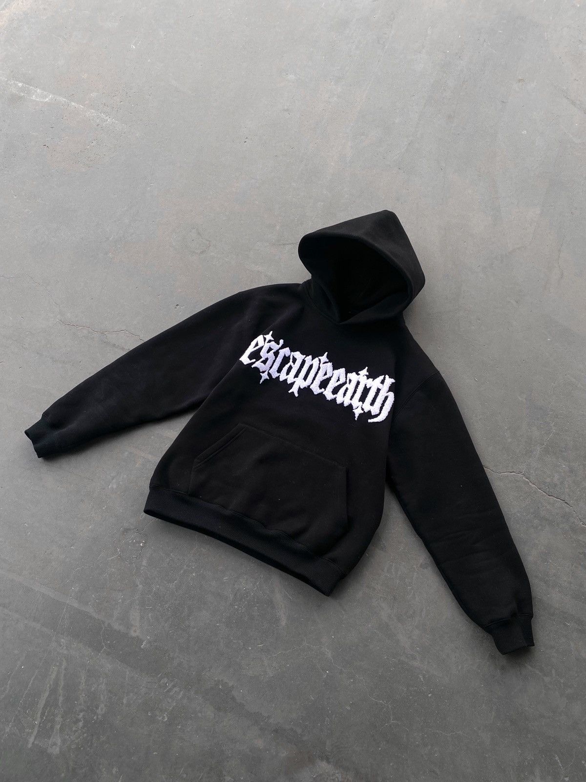 Other Escape earth hoodie Size US M / EU 48-50 / 2 - 1 Thumbnail