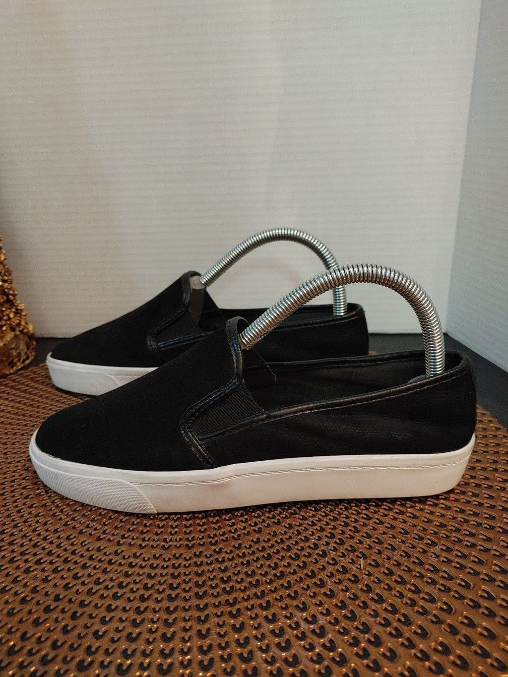 Banana Republic Banana Republic Brenna Suede Slip-ons Size 6.5M Size US 6.5 / IT 36.5 - 3 Thumbnail