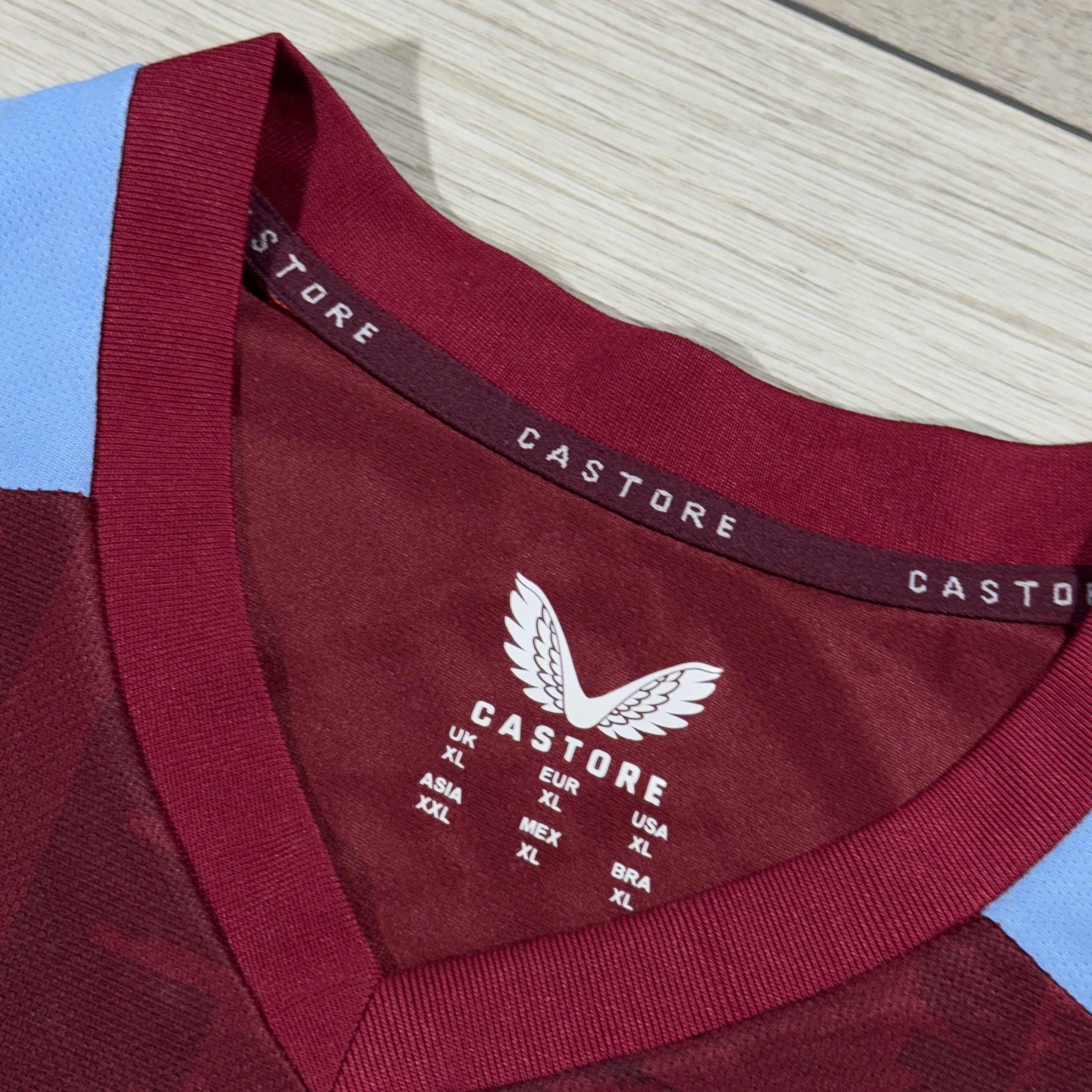 Castore Castore 2023-24 Aston Villa Home Football Jersey Size Fits L Size US L / EU 52-54 / 3 - 5 Thumbnail