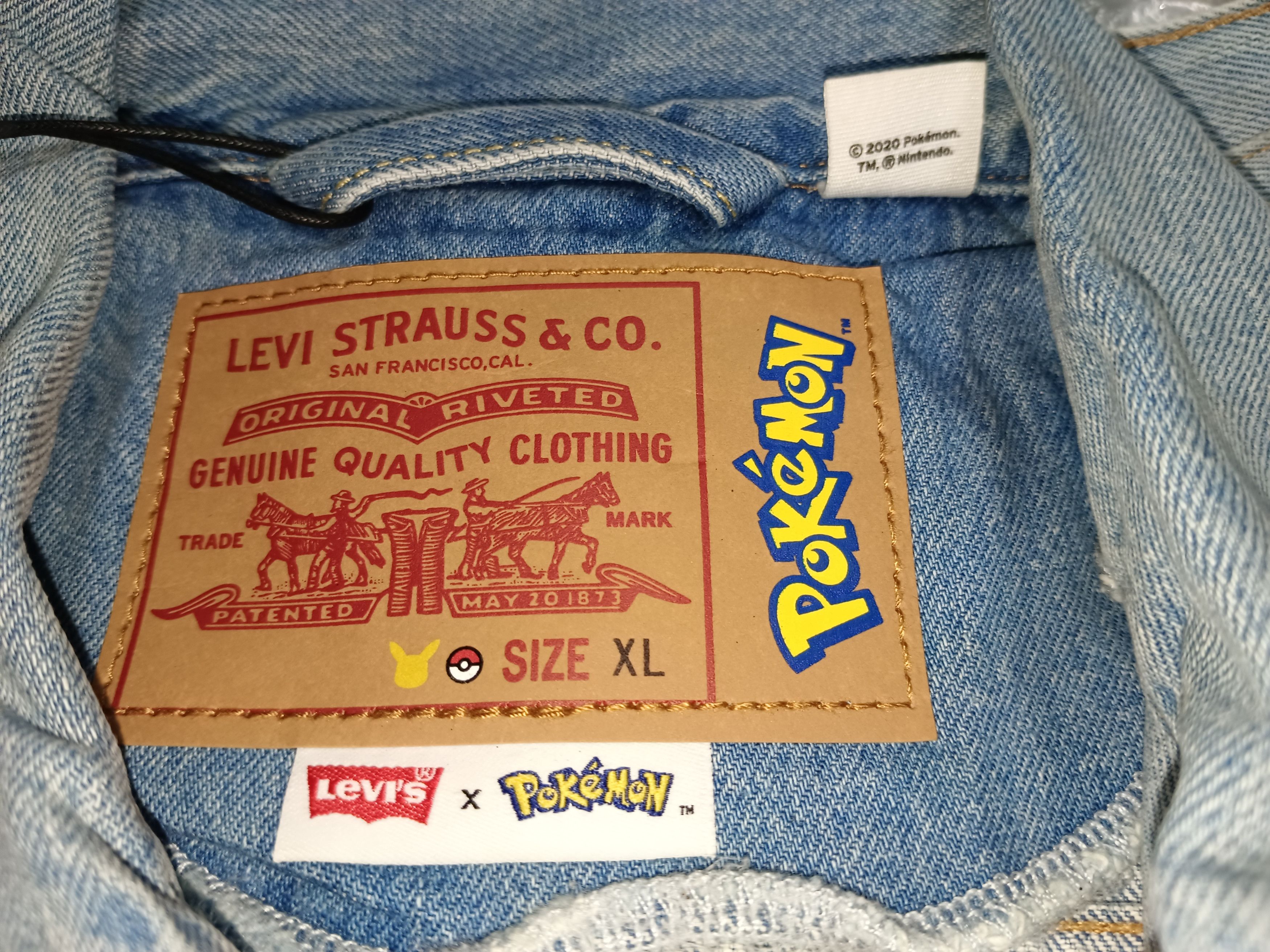 Levi's Levis x Pokemon 25th Anniversary Trucker Denim Jacket Size US XL / EU 56 / 4 - 8 Thumbnail