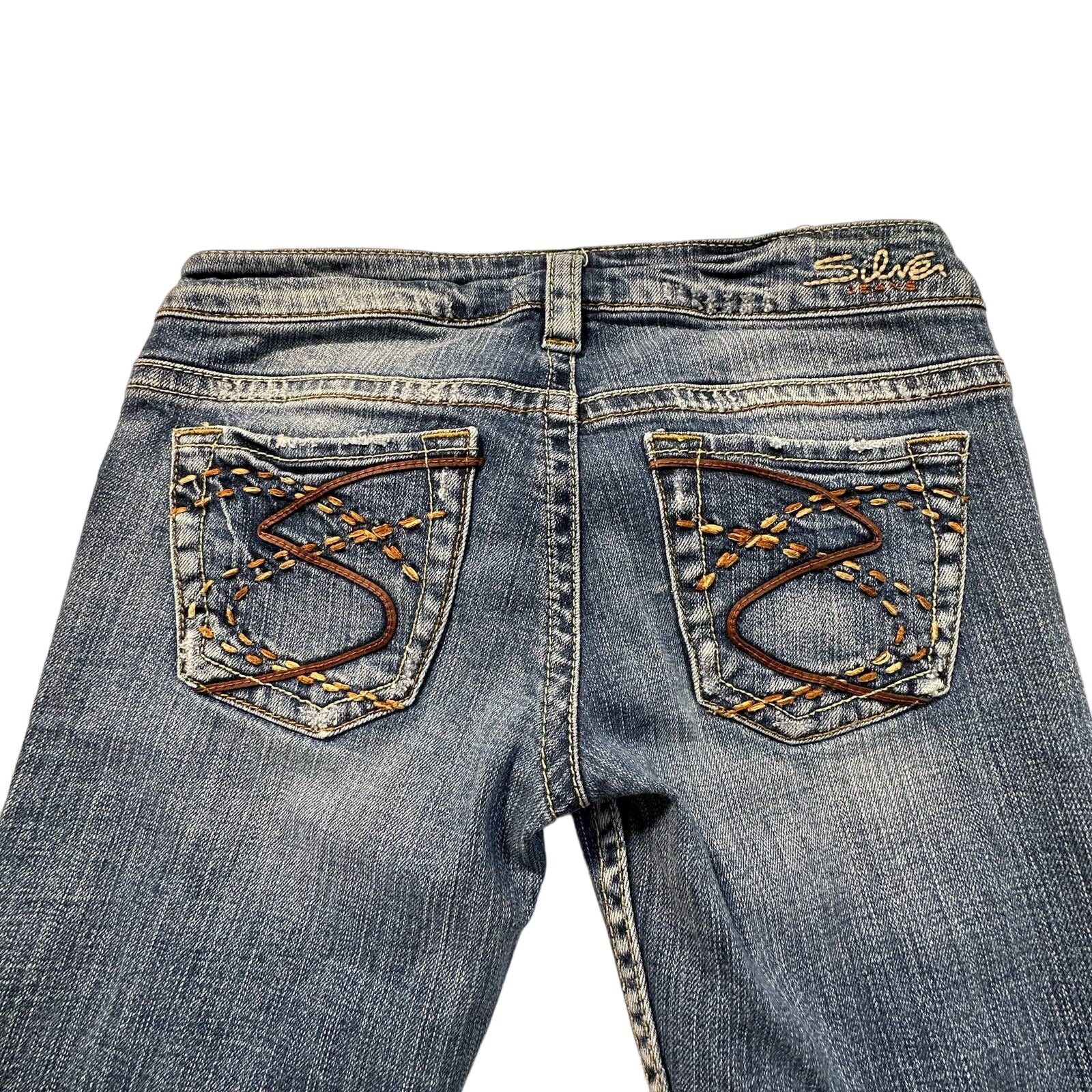 Other Silver Frances Embroidered Back Pockets Low Rise Capri Jeans Size 23" - 12 Thumbnail