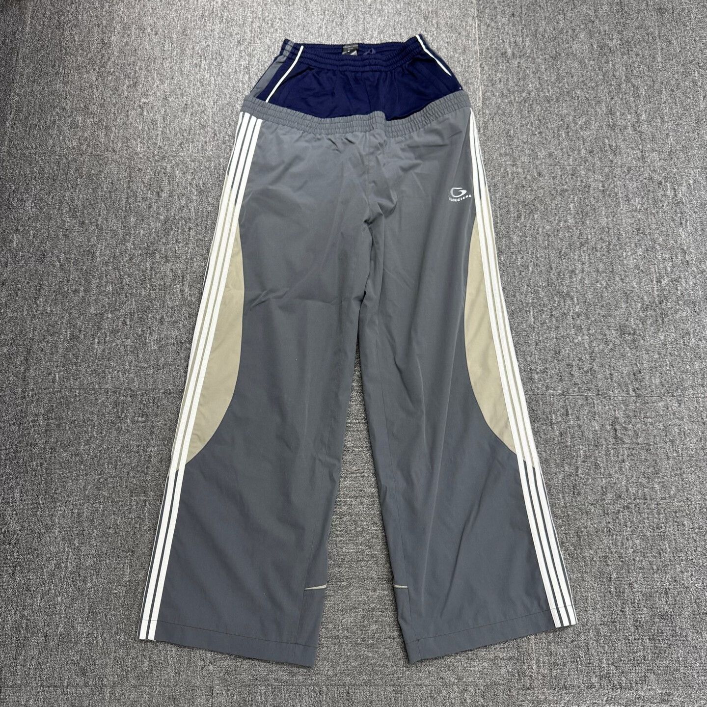 Balenciaga Balenciaga Two-Layer Sports Pants in Gray Size US 26 / EU 42 - 1 Thumbnail
