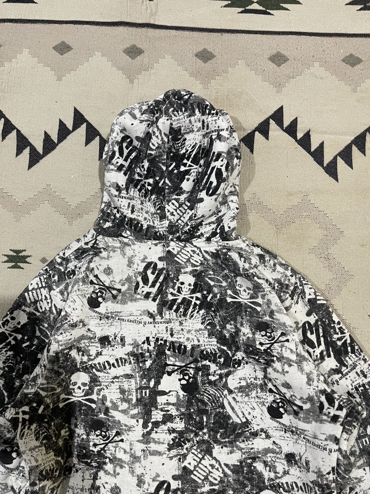 If Six Was Nine 2000s GOTHIC GRUNGE STYLE FULL PRINT HOODIE FLEECE LINEN Size US M / EU 48-50 / 2 - 19 Thumbnail