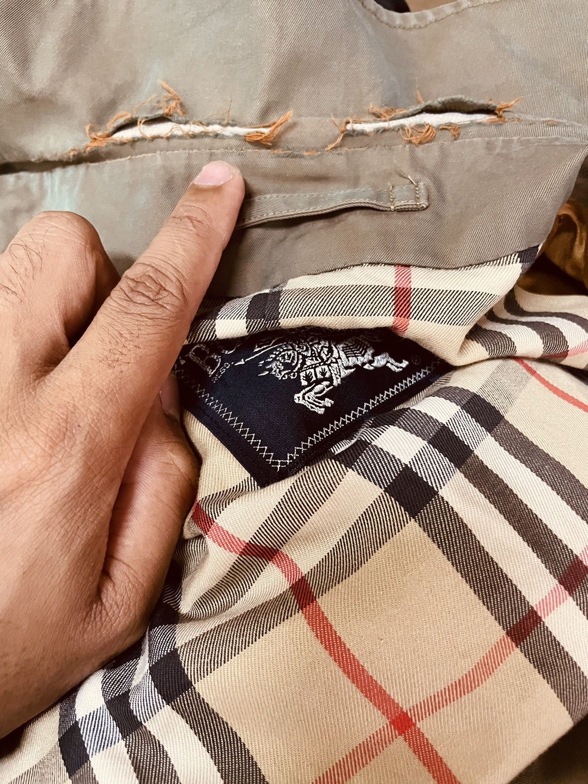 Burberry × Vintage Vintage Burberrys trench coat Size US S / EU 44-46 / 1 - 8 Thumbnail