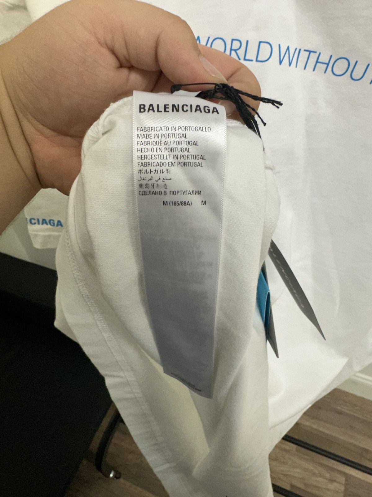 Balenciaga Balenciaga White/Blue Tee Shirt World Food Programme Size US M / EU 48-50 / 2 - 9 Thumbnail