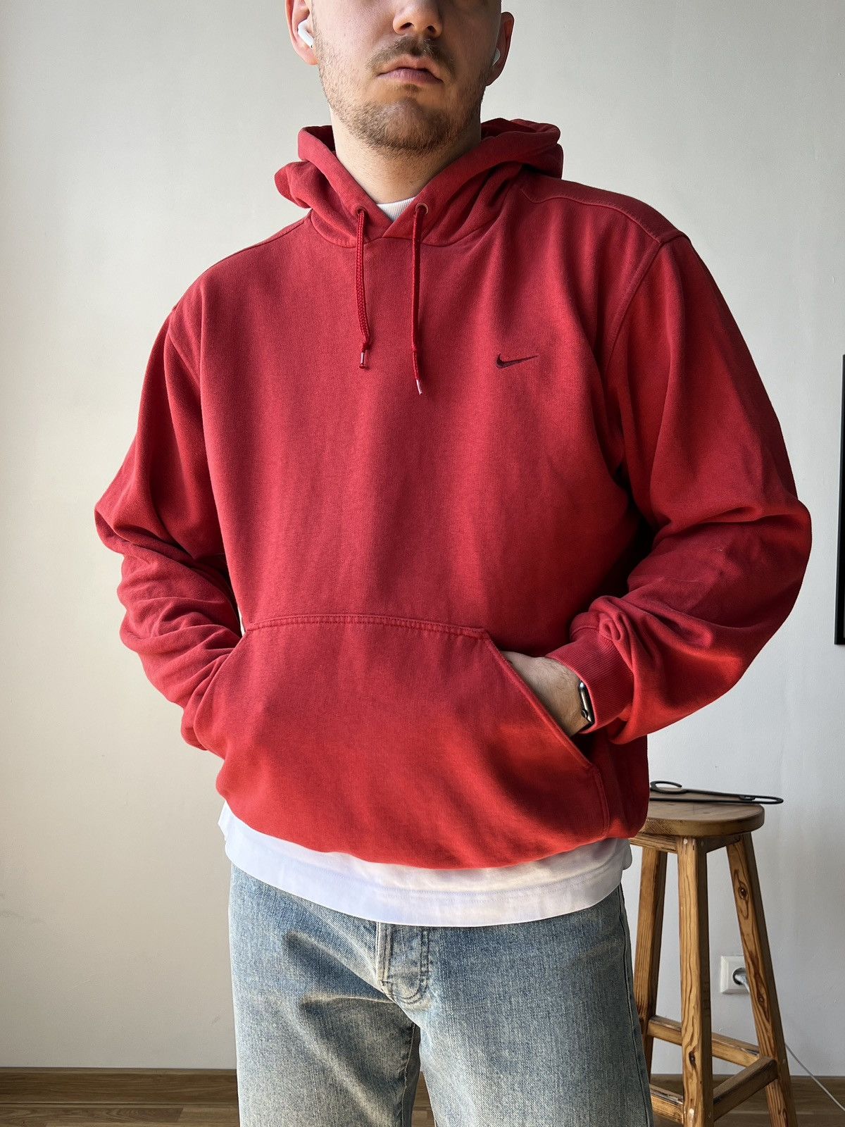 Nike Vintage Y2K Nike Men’s Red Swoosh Cotton Hoodie Size Size US M / EU 48-50 / 2 - 1 Thumbnail
