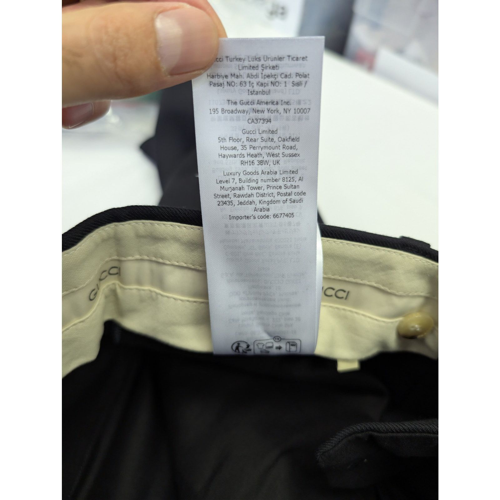 Gucci o1rshd1 Double Wool Gabardine Skater Crpd Pant Shorts Black Size US 30 / EU 46 - 22 Thumbnail