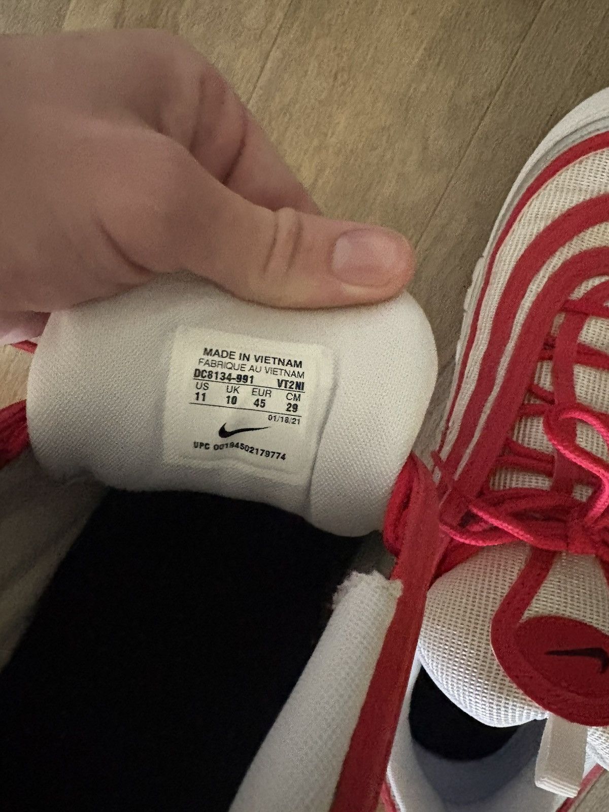 Nike Nike Airmax 97 Red and White Size US 11 / EU 44 - 2 Thumbnail