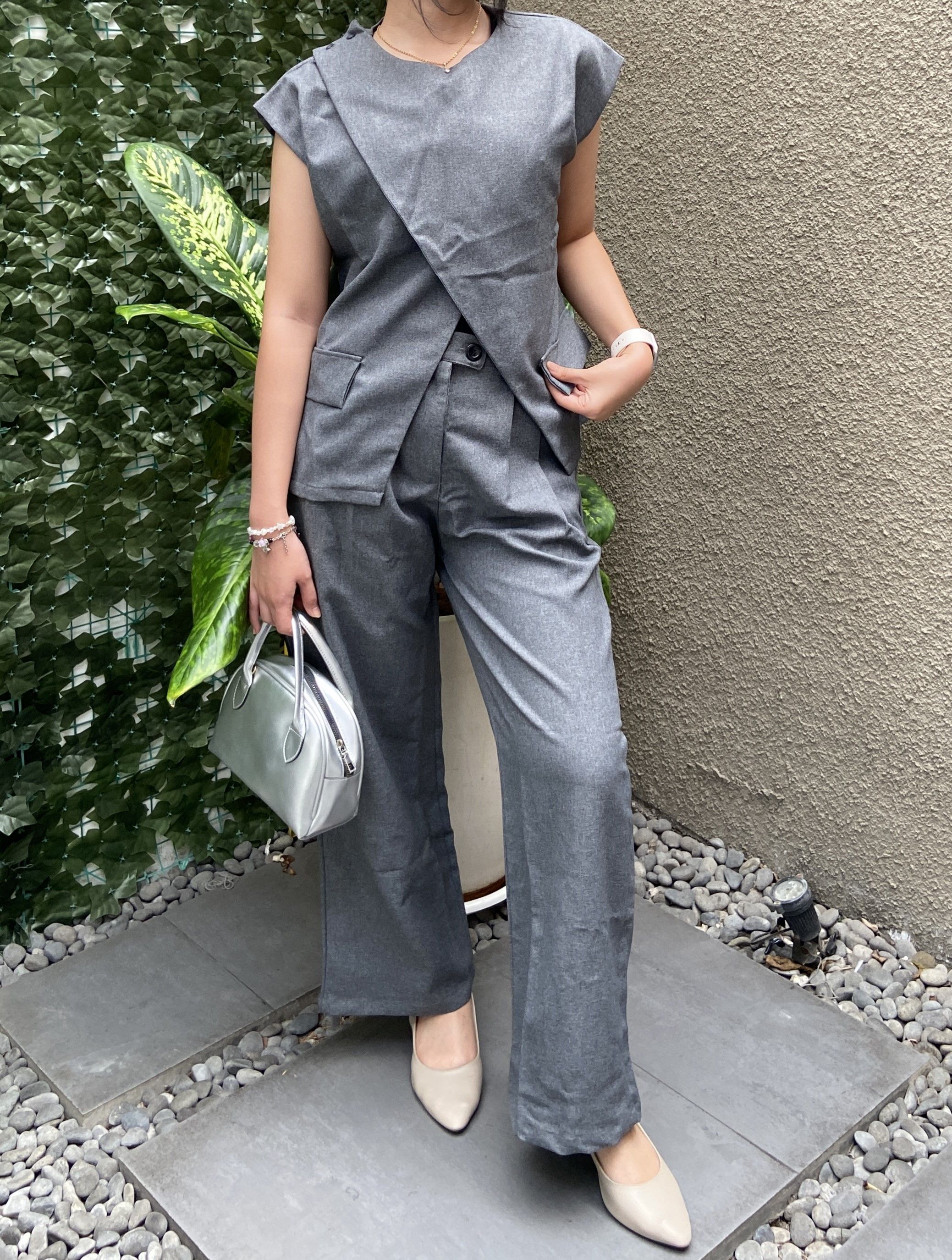 Mango TASTELLA Xafira Vest Natural Grey Size ONE SIZE - 1 Thumbnail