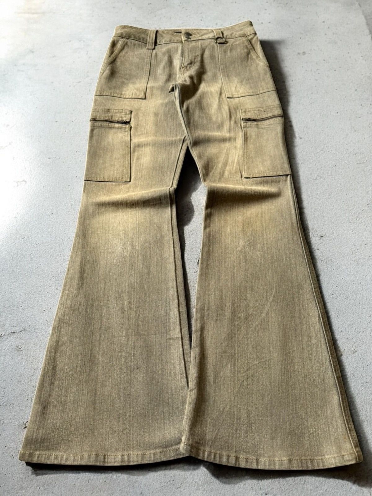 Japanese Brand Daily Topics Smokey Mud Gray Wash Flared Cargo Denim Pants Size US 28 / EU 44 - 1 Thumbnail