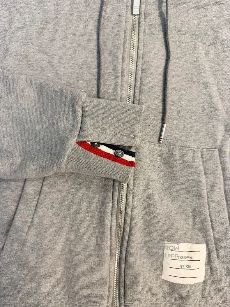 Thom Browne Thom Browne Back center stripe decorative zipper hooded sw Size S / US 4 / IT 40 - 2 Thumbnail