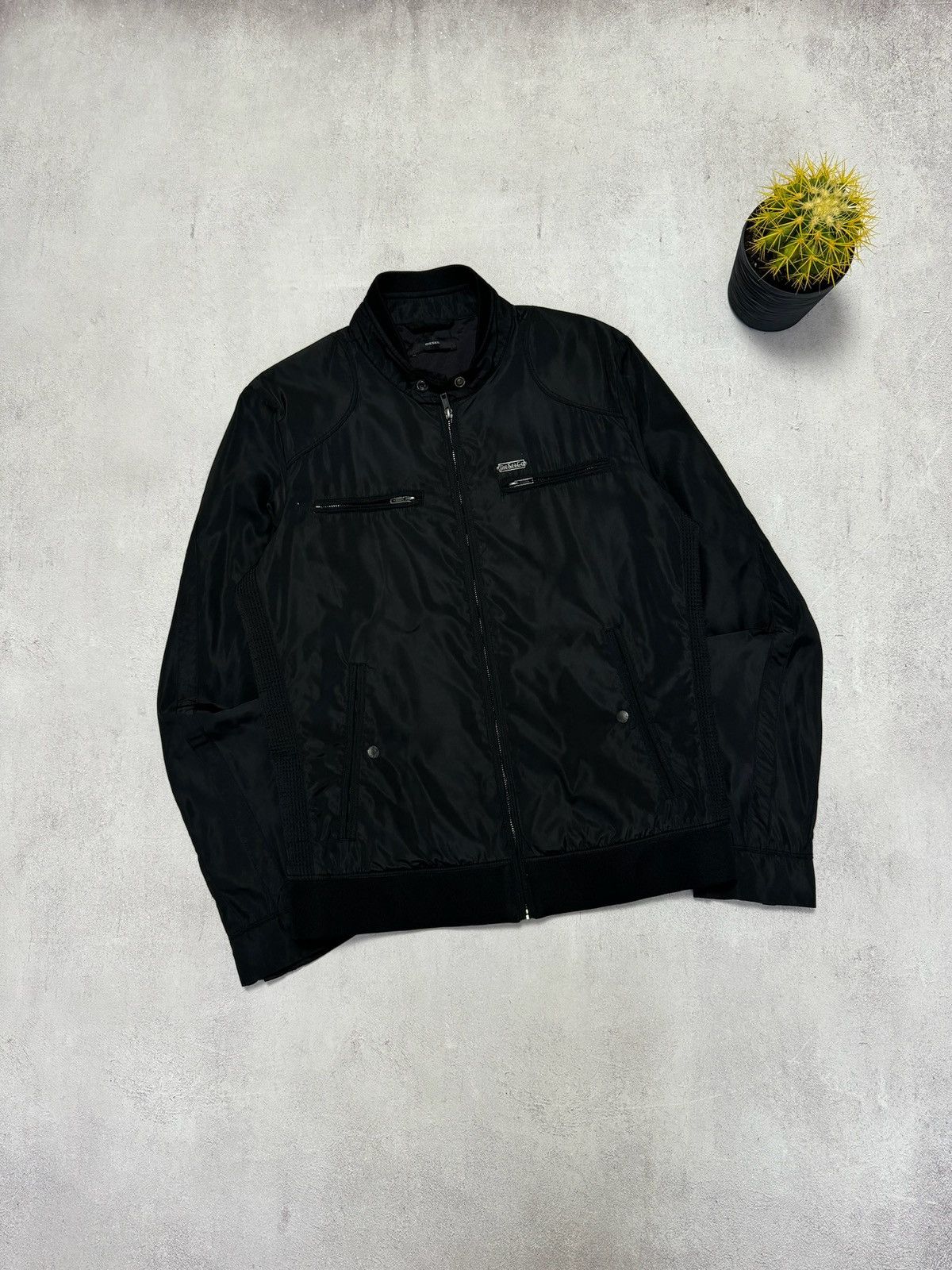 Diesel × Japanese Brand Vintage Diesel Jacket Windbreaker Black Avant-Garde Y2K 90s Size US L / EU 52-54 / 3 - 1 Thumbnail